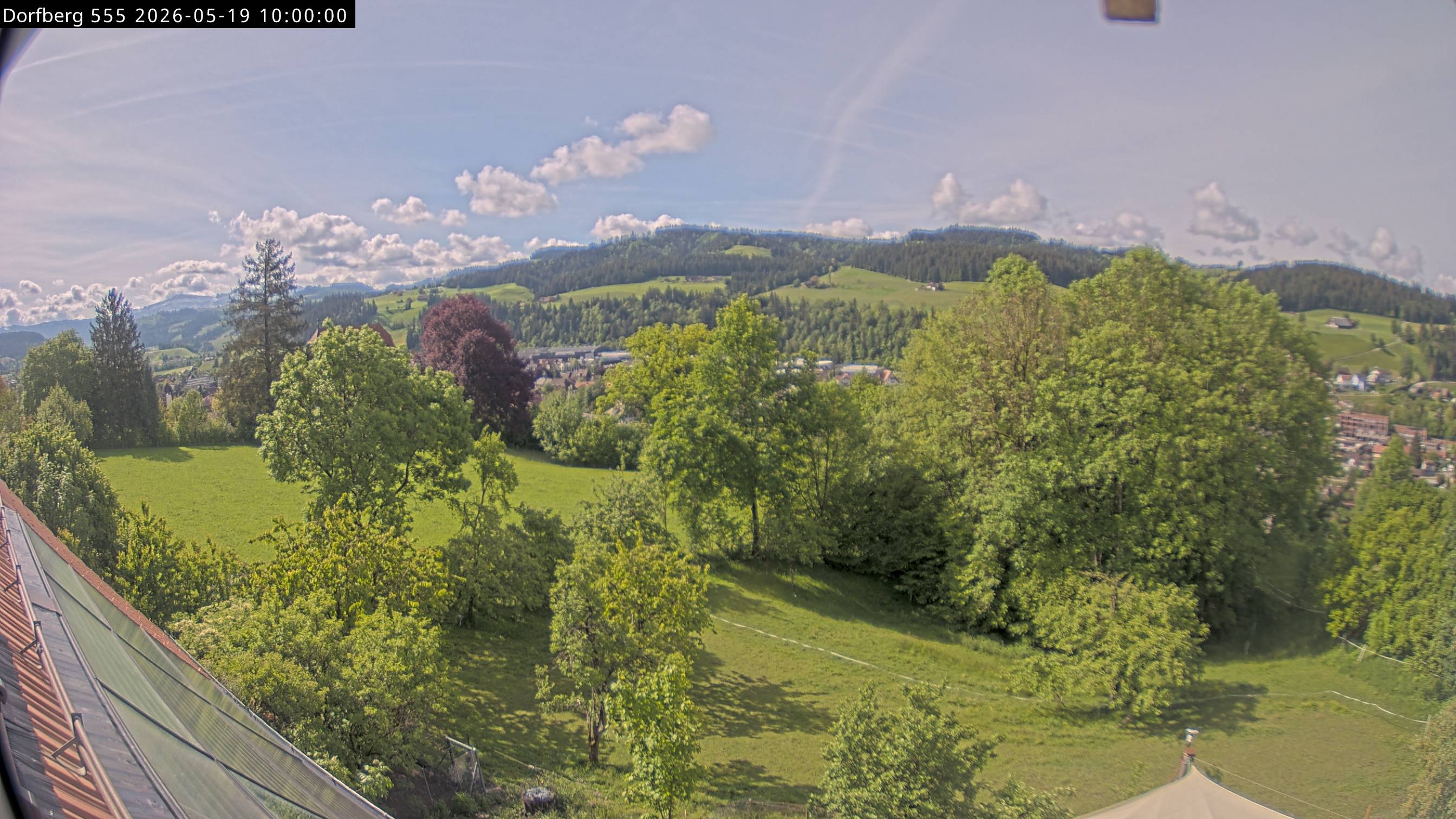 Webcam-Bild: Aussicht vom Dorfberg in Langnau 20260519-100000
