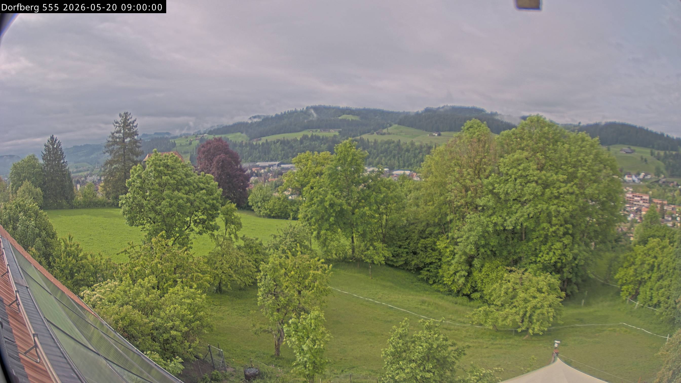 Webcam-Bild: Aussicht vom Dorfberg in Langnau 20260520-090000