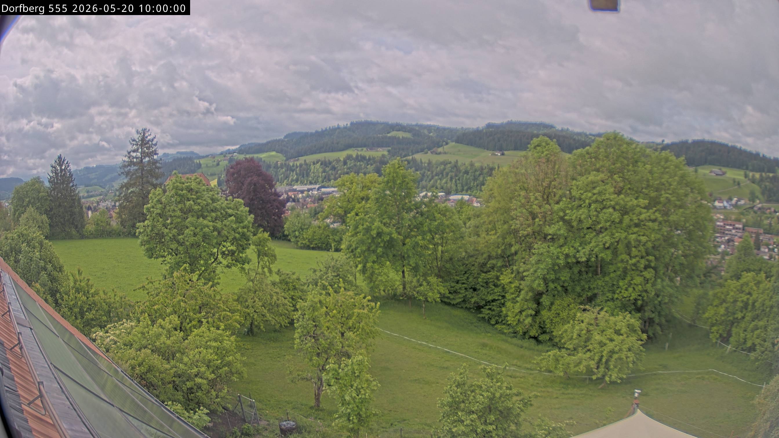 Webcam-Bild: Aussicht vom Dorfberg in Langnau 20260520-100000
