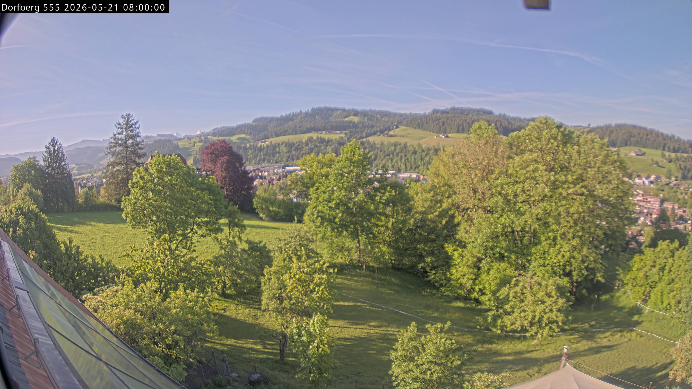 Webcam-Bild: Aussicht vom Dorfberg in Langnau 20260521-080000