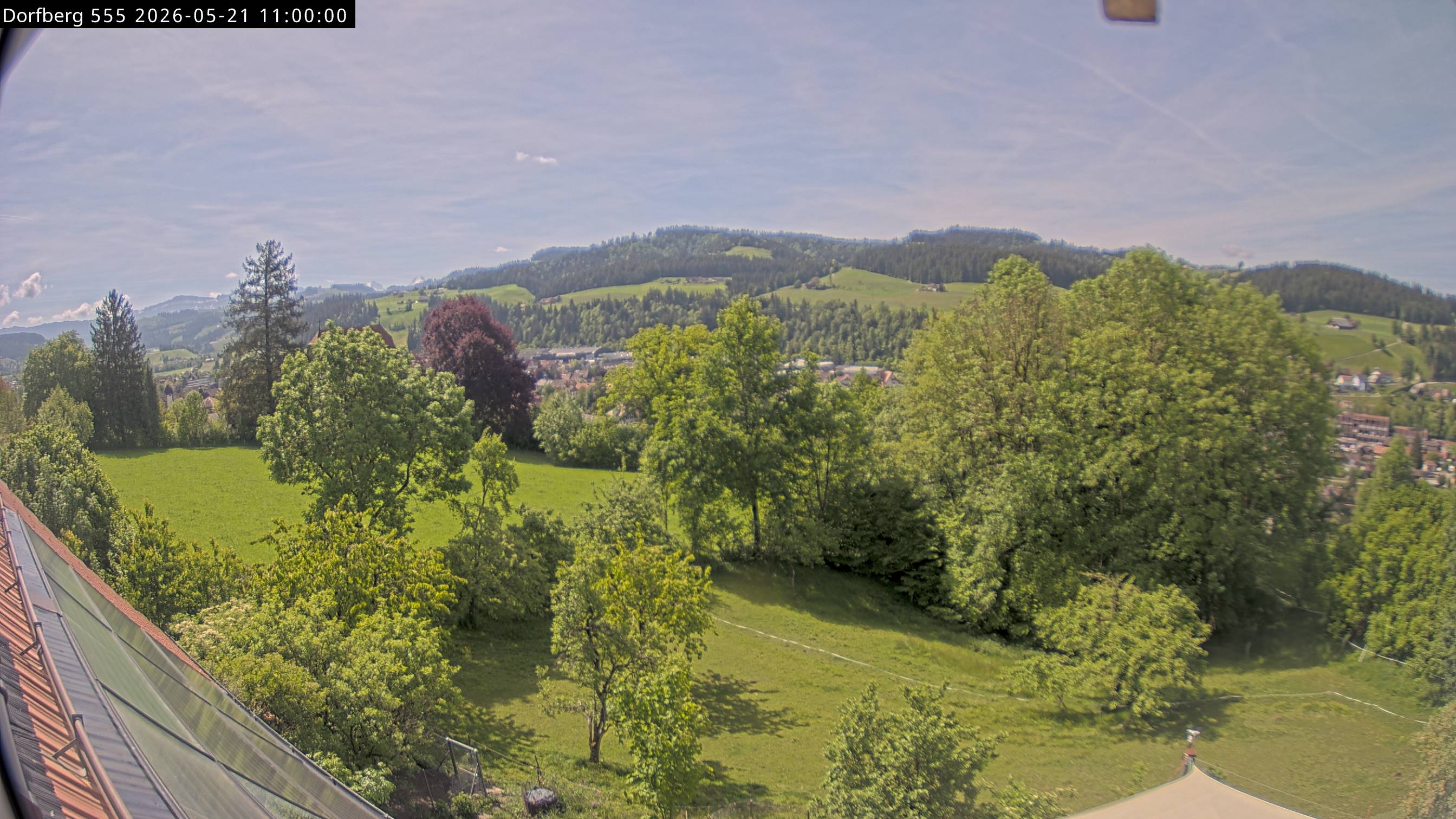 Webcam-Bild: Aussicht vom Dorfberg in Langnau 20260521-110000