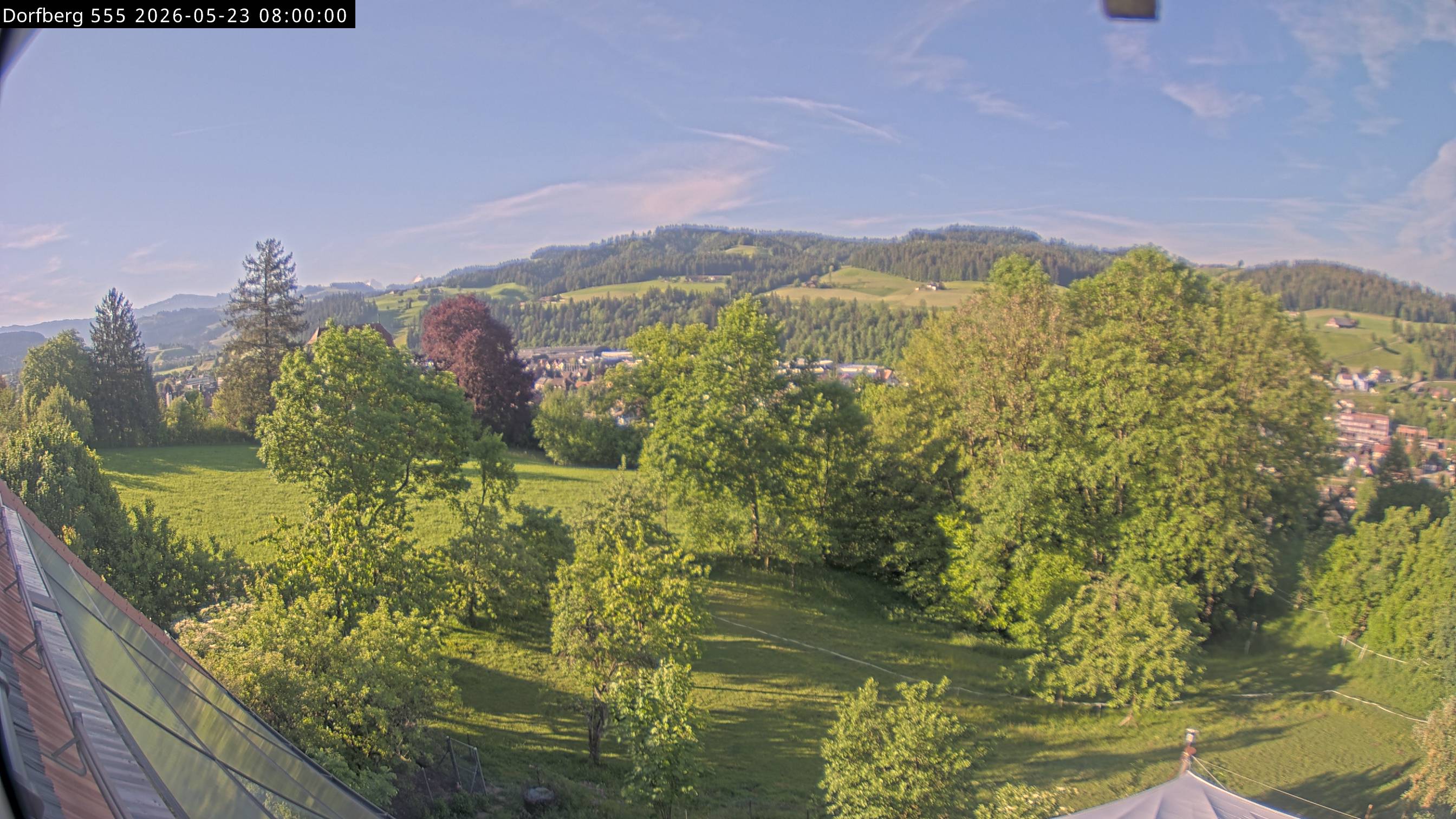 Webcam-Bild: Aussicht vom Dorfberg in Langnau 20260523-080000