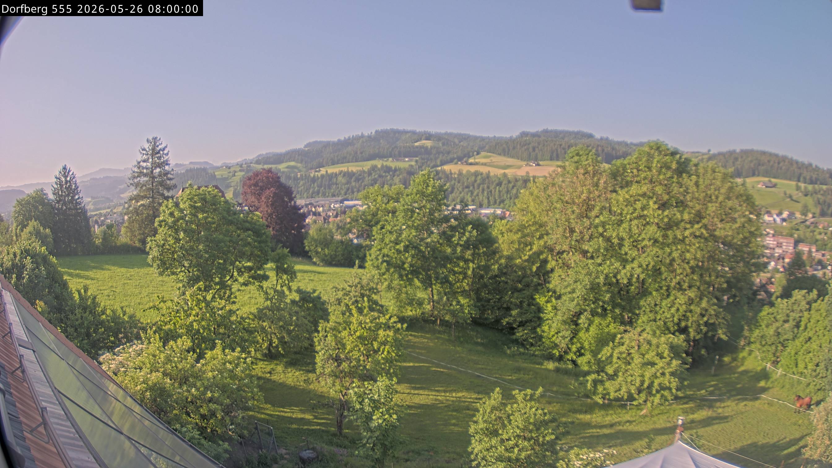 Webcam-Bild: Aussicht vom Dorfberg in Langnau 20260526-080000