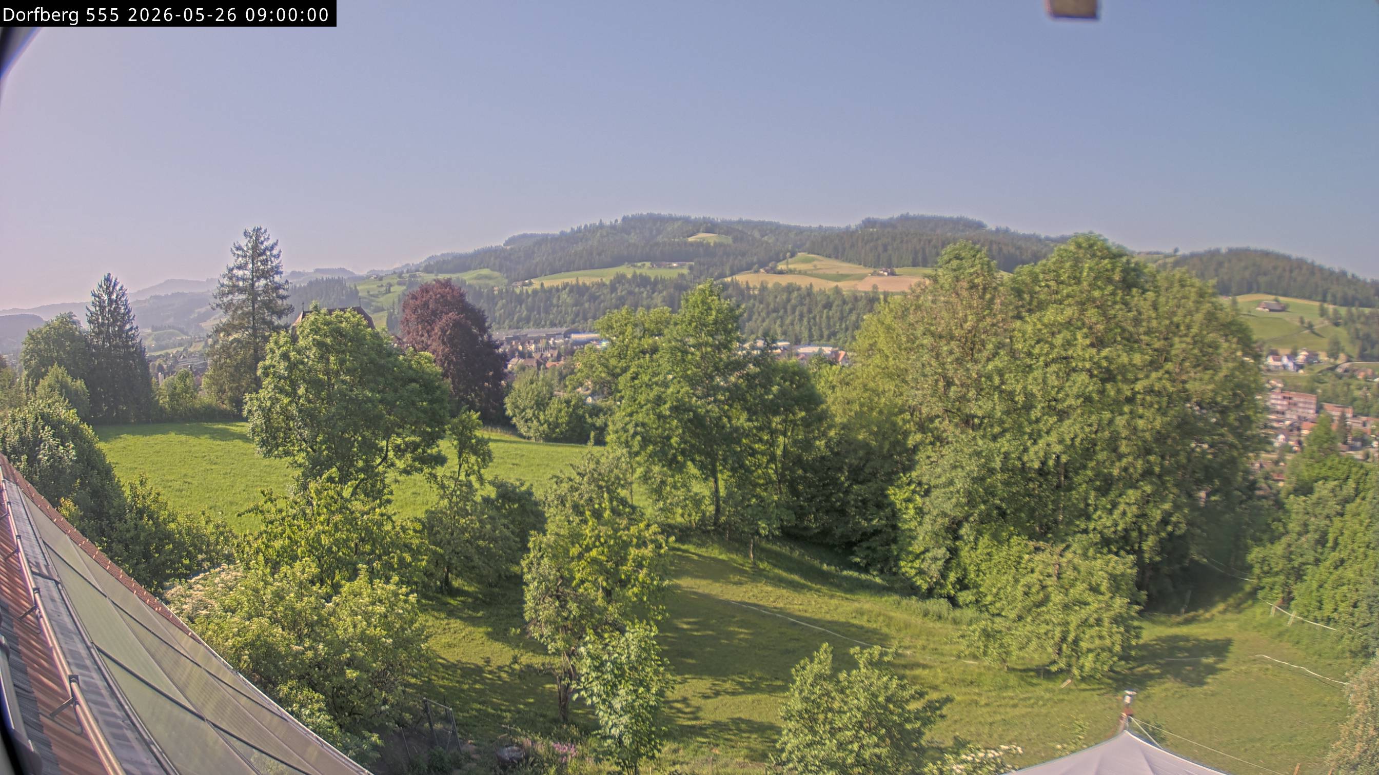Webcam-Bild: Aussicht vom Dorfberg in Langnau 20260526-090000