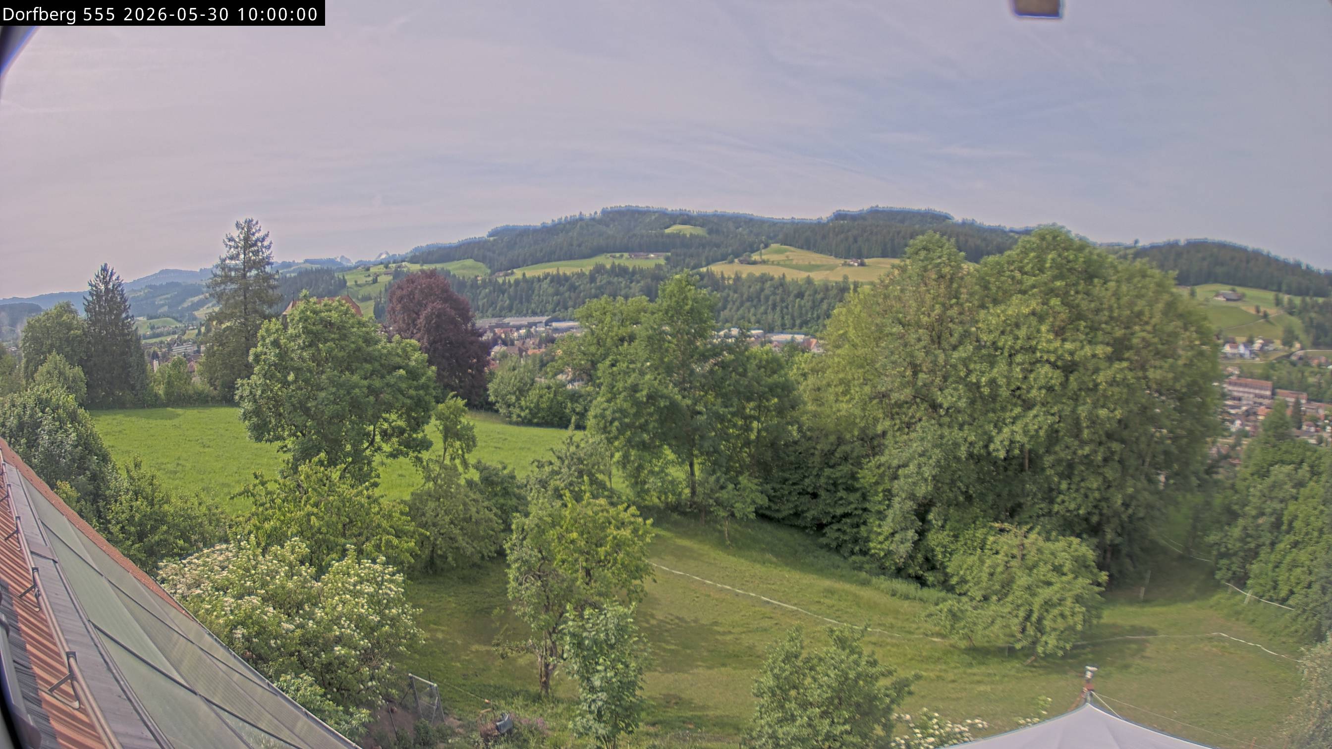 Webcam-Bild: Aussicht vom Dorfberg in Langnau 20260530-100000