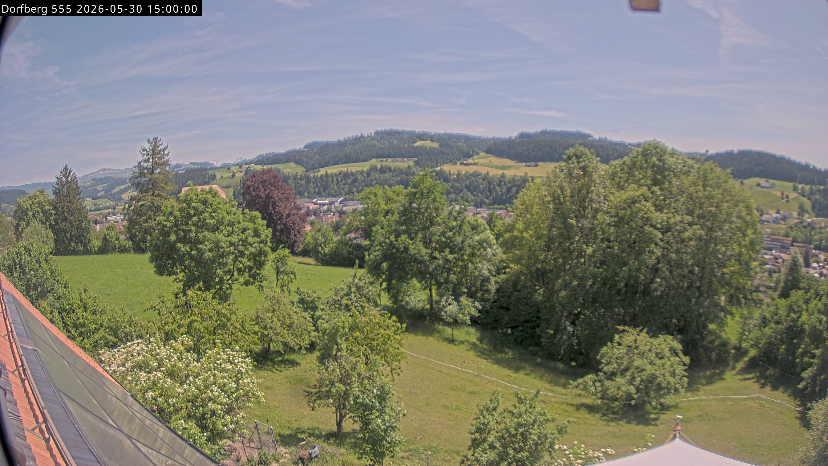 Webcam-Bild: Aussicht vom Dorfberg in Langnau 20260530-150000