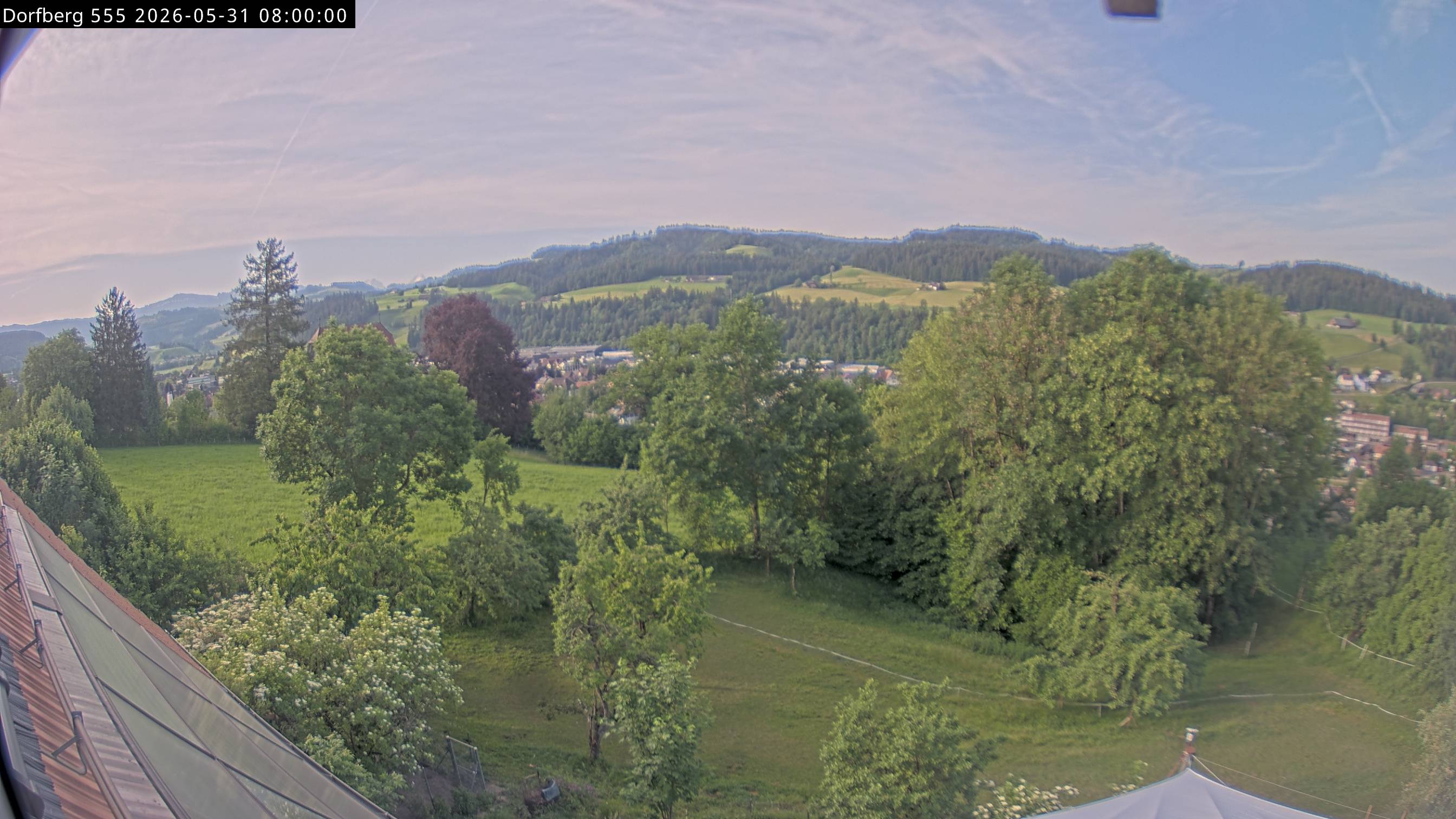 Webcam-Bild: Aussicht vom Dorfberg in Langnau 20260531-080000