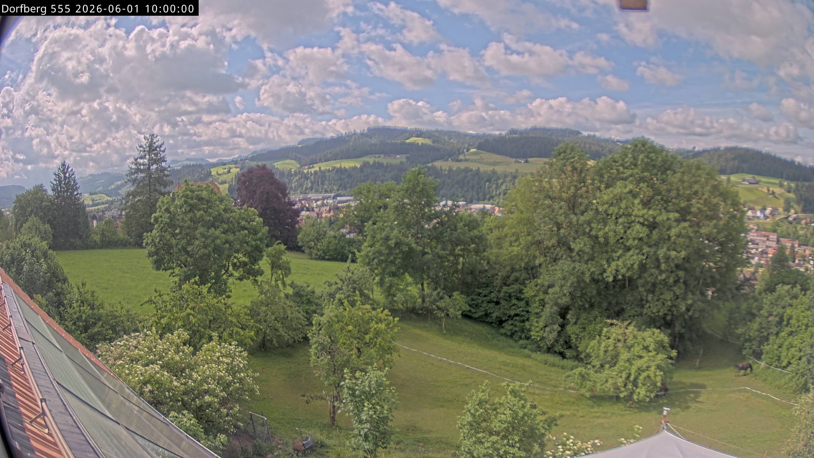 Webcam-Bild: Aussicht vom Dorfberg in Langnau 20260601-100000