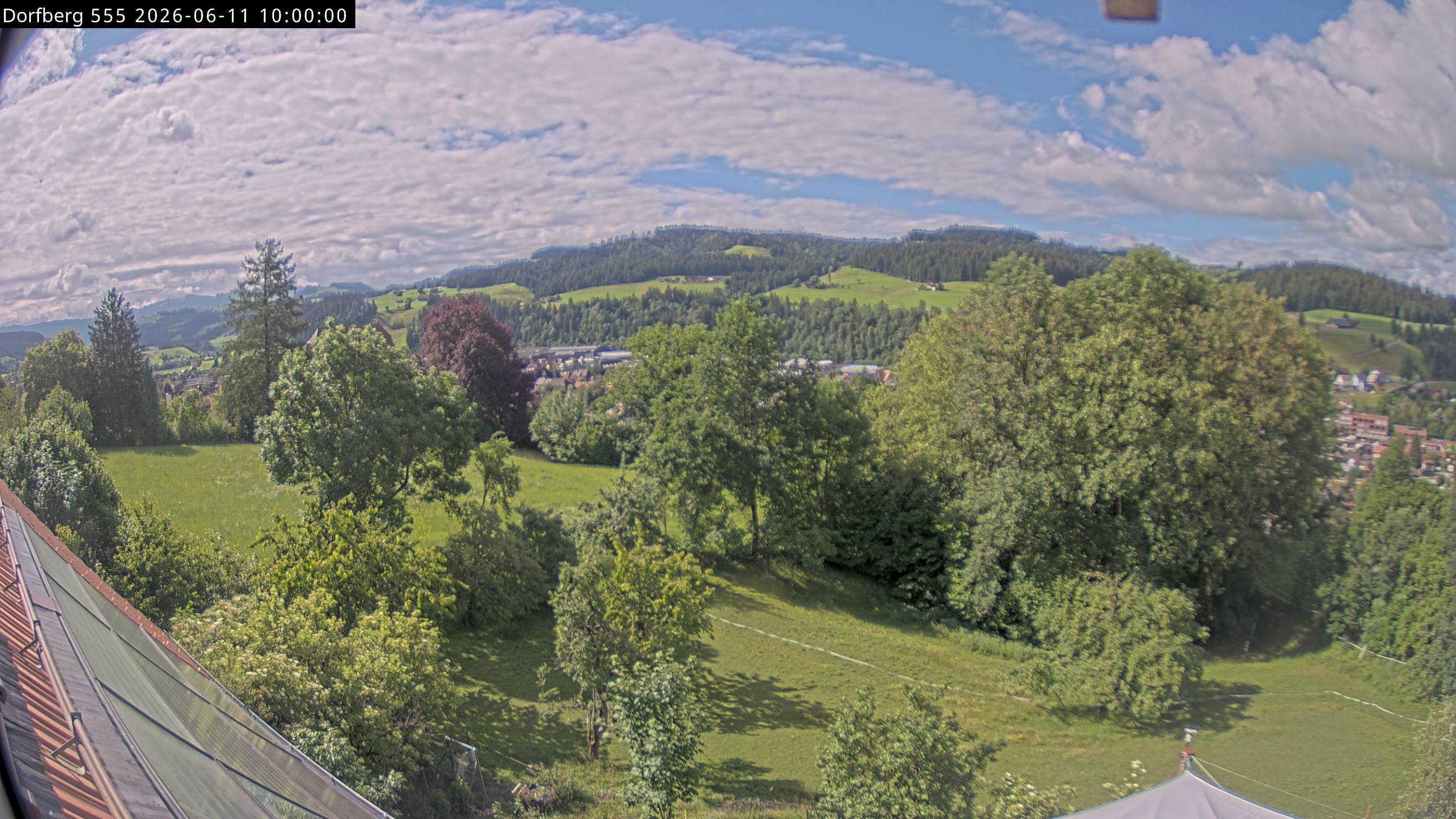 Webcam-Bild: Aussicht vom Dorfberg in Langnau 20260611-100000