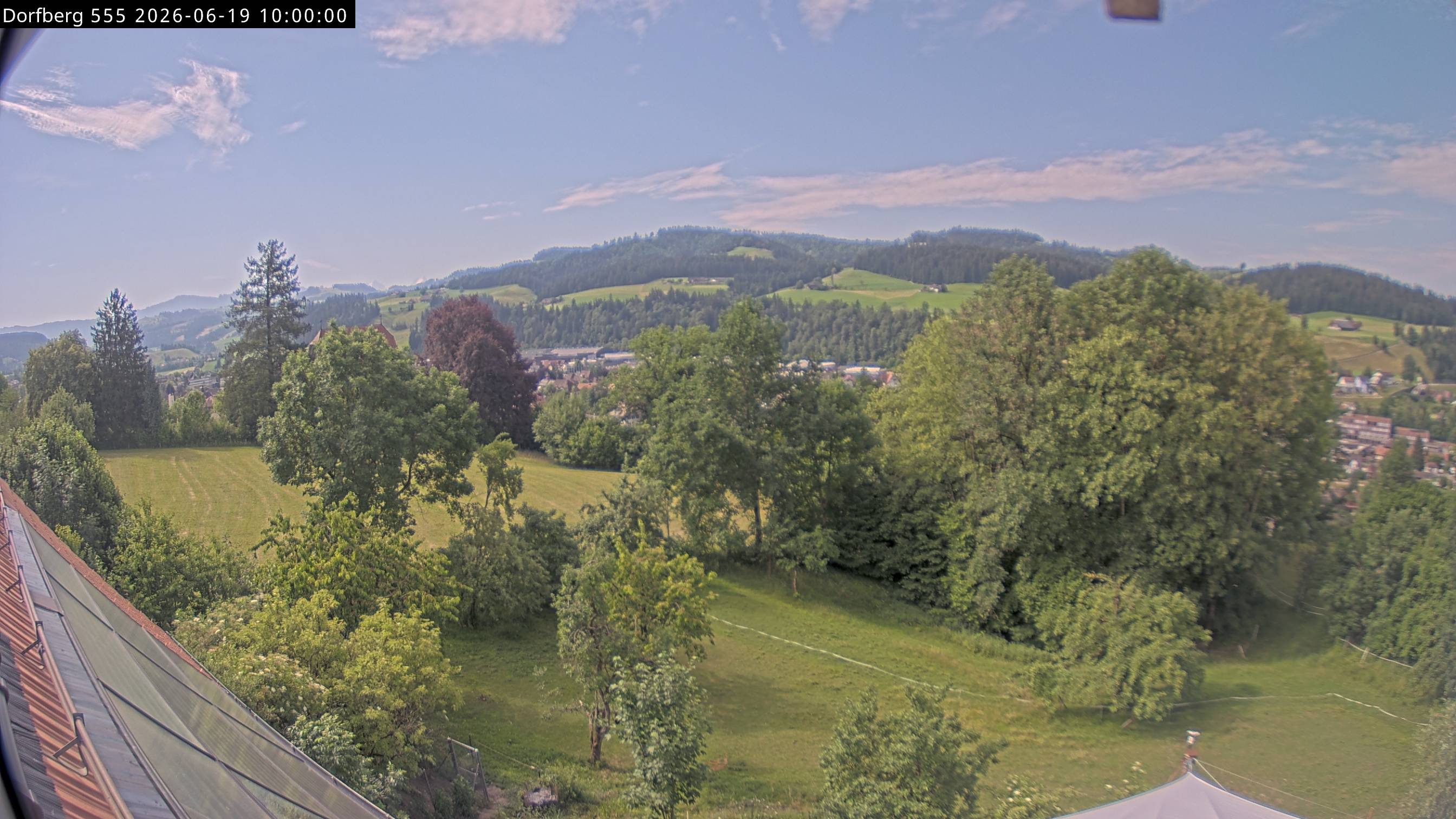 Webcam-Bild: Aussicht vom Dorfberg in Langnau 20260619-100000