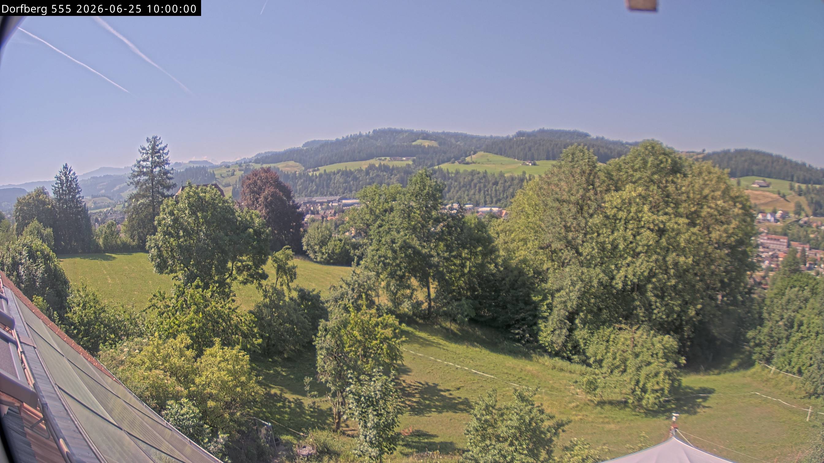 Webcam-Bild: Aussicht vom Dorfberg in Langnau 20260625-100000