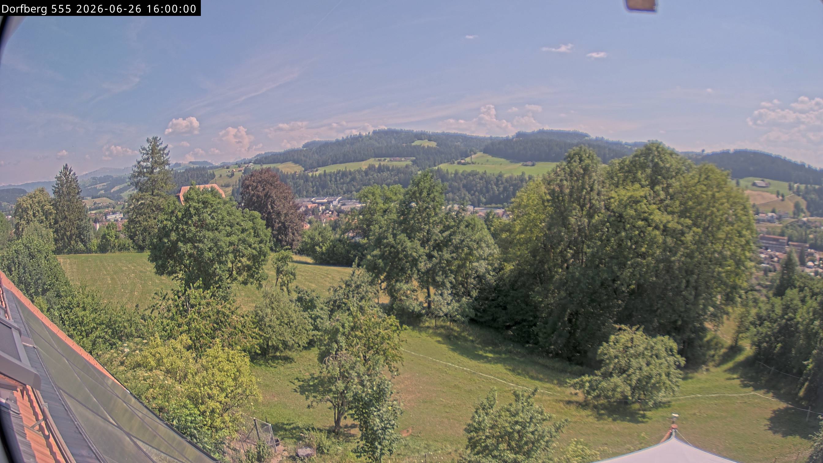 Webcam-Bild: Aussicht vom Dorfberg in Langnau 20260626-160000