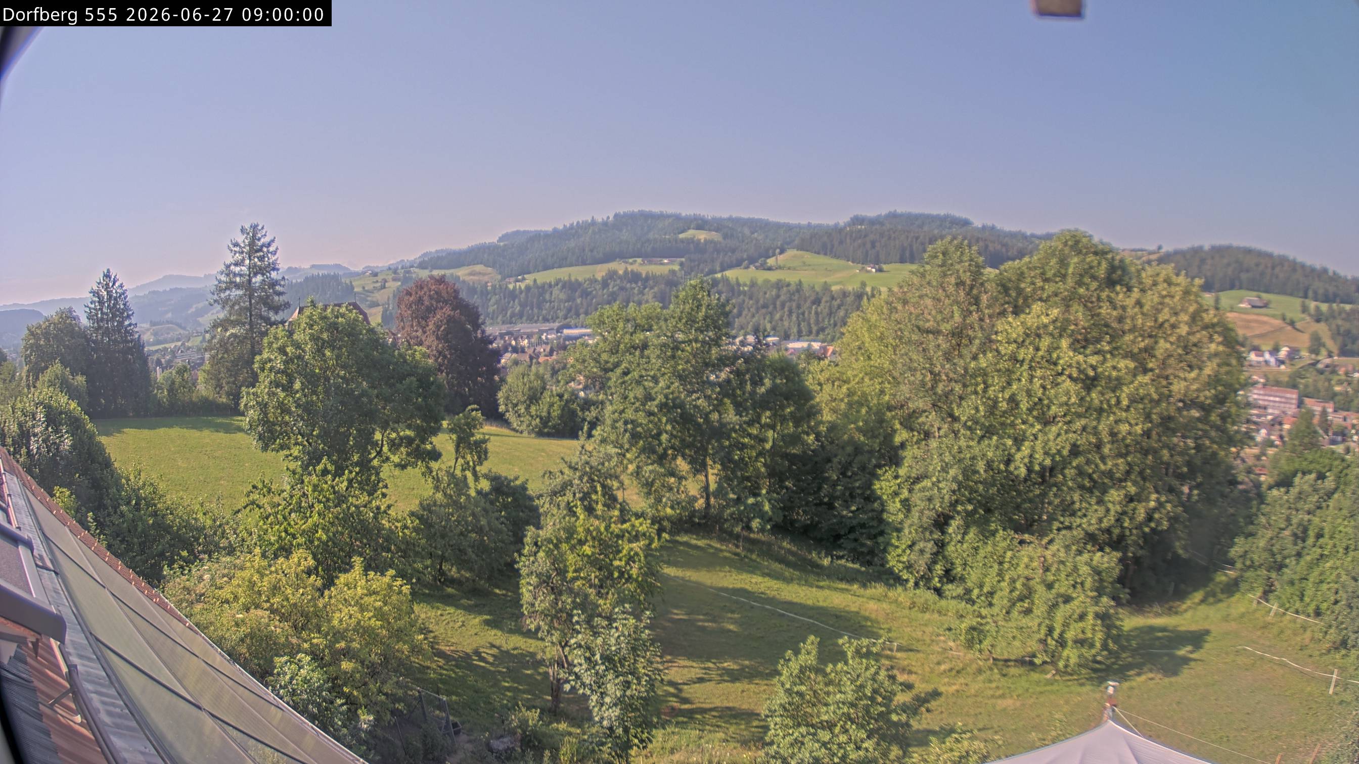 Webcam-Bild: Aussicht vom Dorfberg in Langnau 20260627-090000