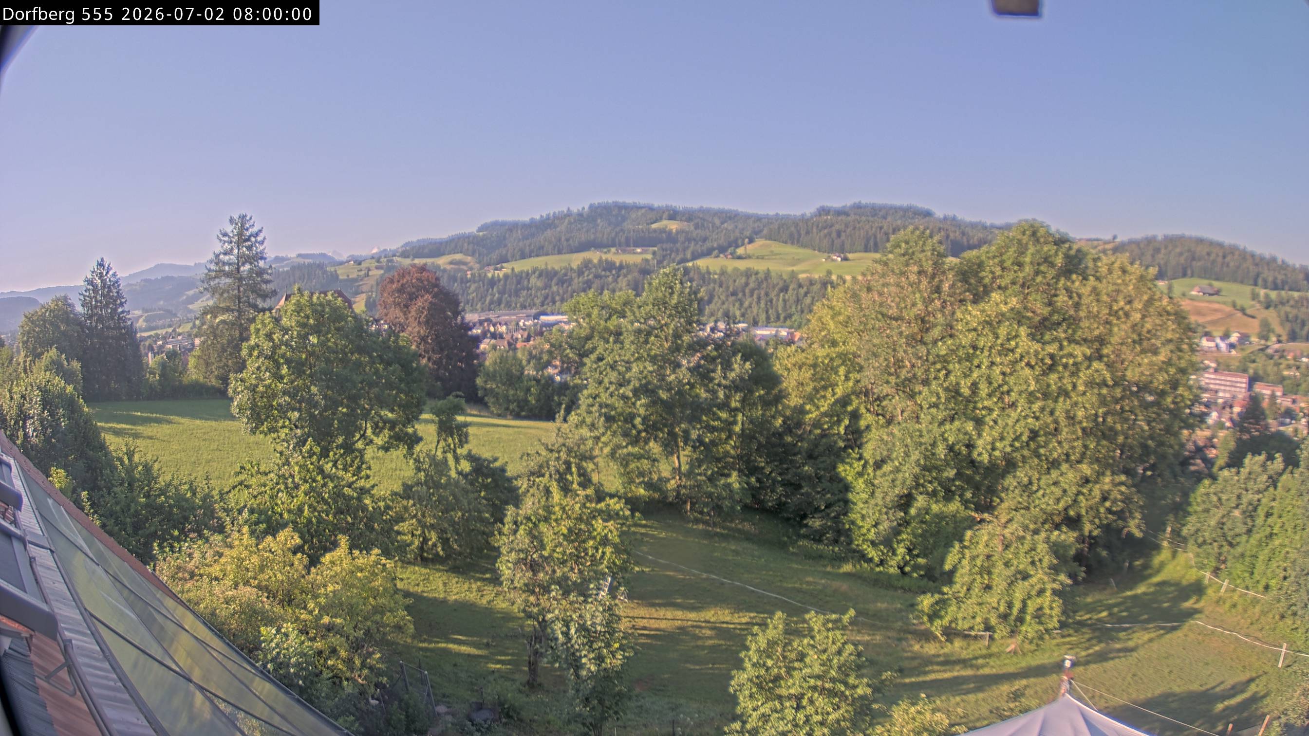 Webcam-Bild: Aussicht vom Dorfberg in Langnau 20260702-080000