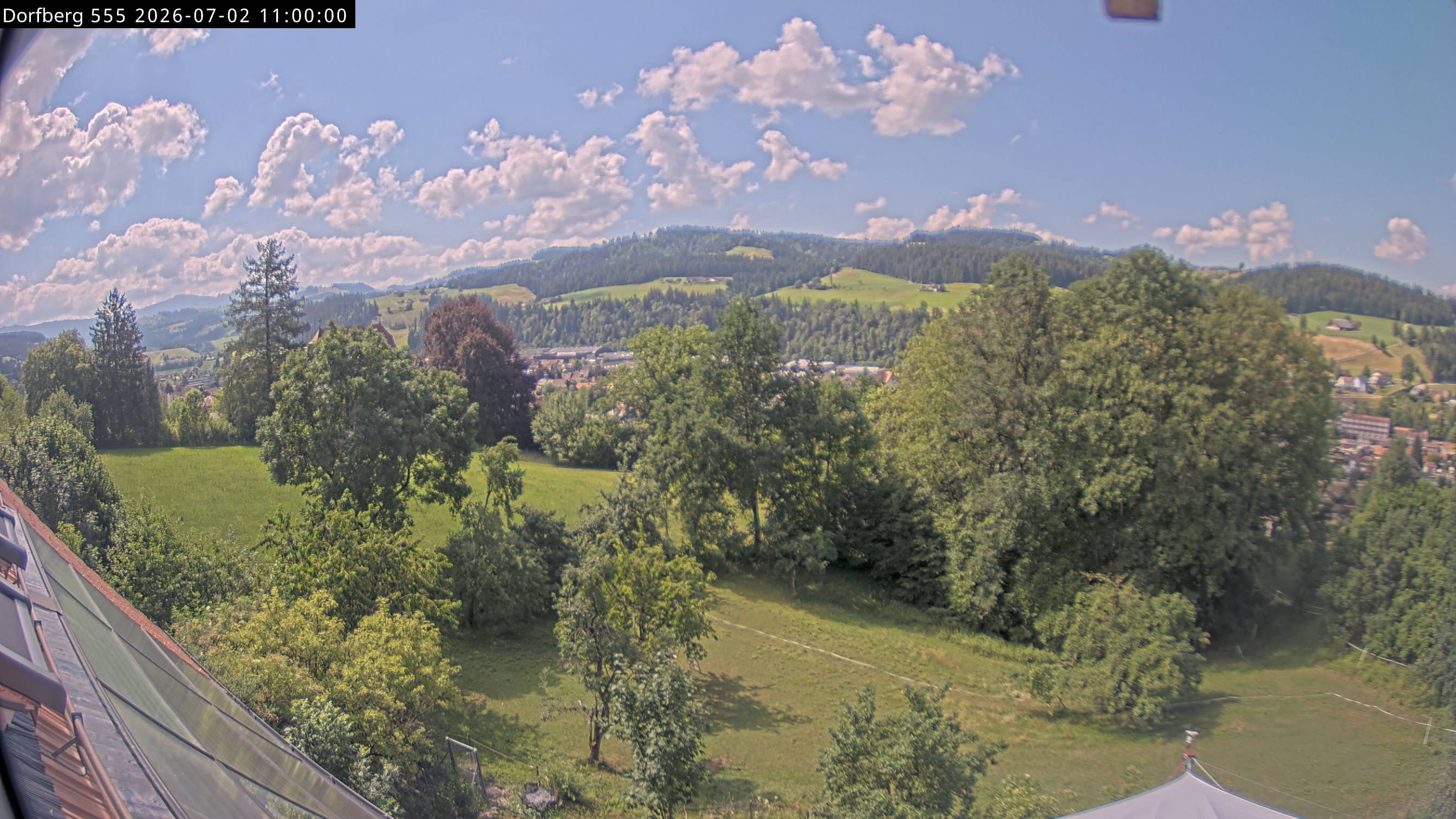 Webcam-Bild: Aussicht vom Dorfberg in Langnau 20260702-110000