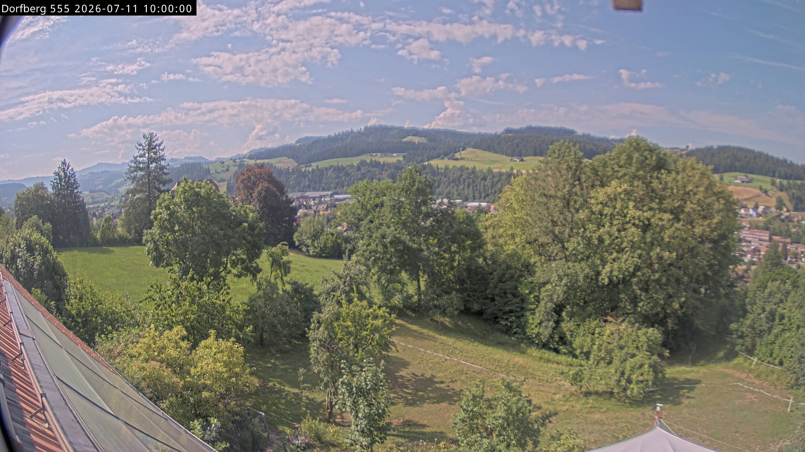 Webcam-Bild: Aussicht vom Dorfberg in Langnau 20260711-100000