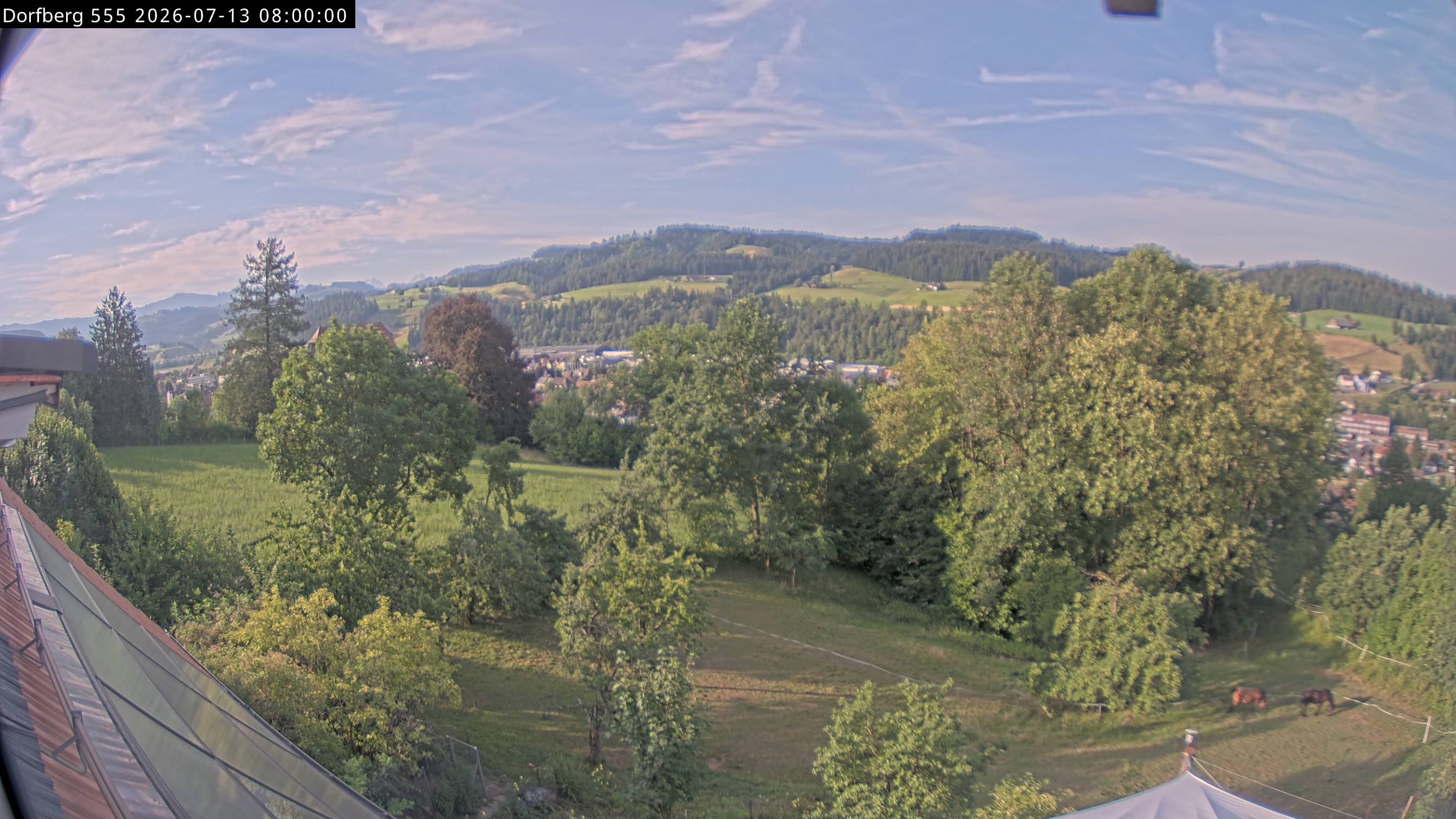 Webcam-Bild: Aussicht vom Dorfberg in Langnau 20260713-080000