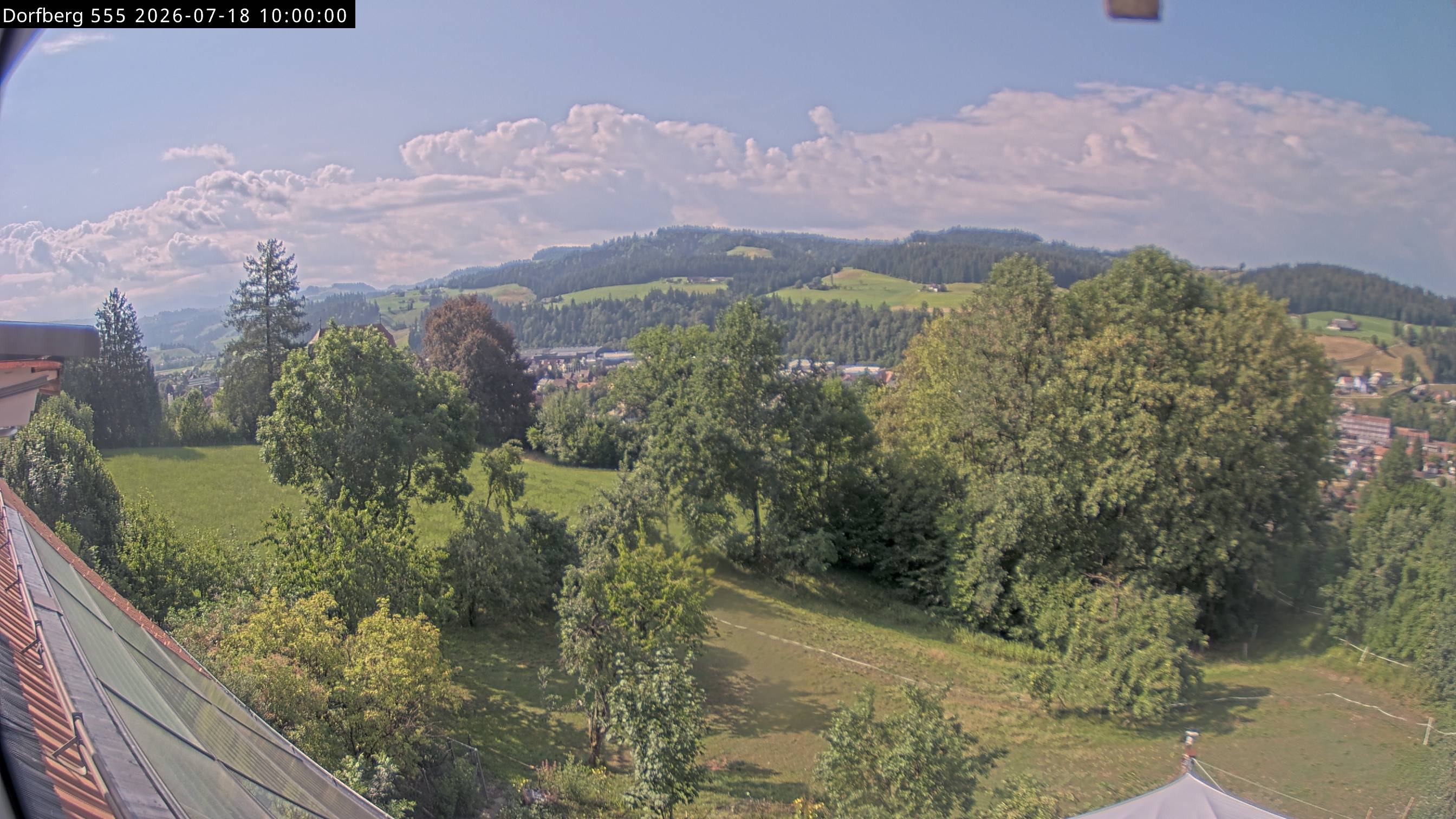 Webcam-Bild: Aussicht vom Dorfberg in Langnau 20260718-100000