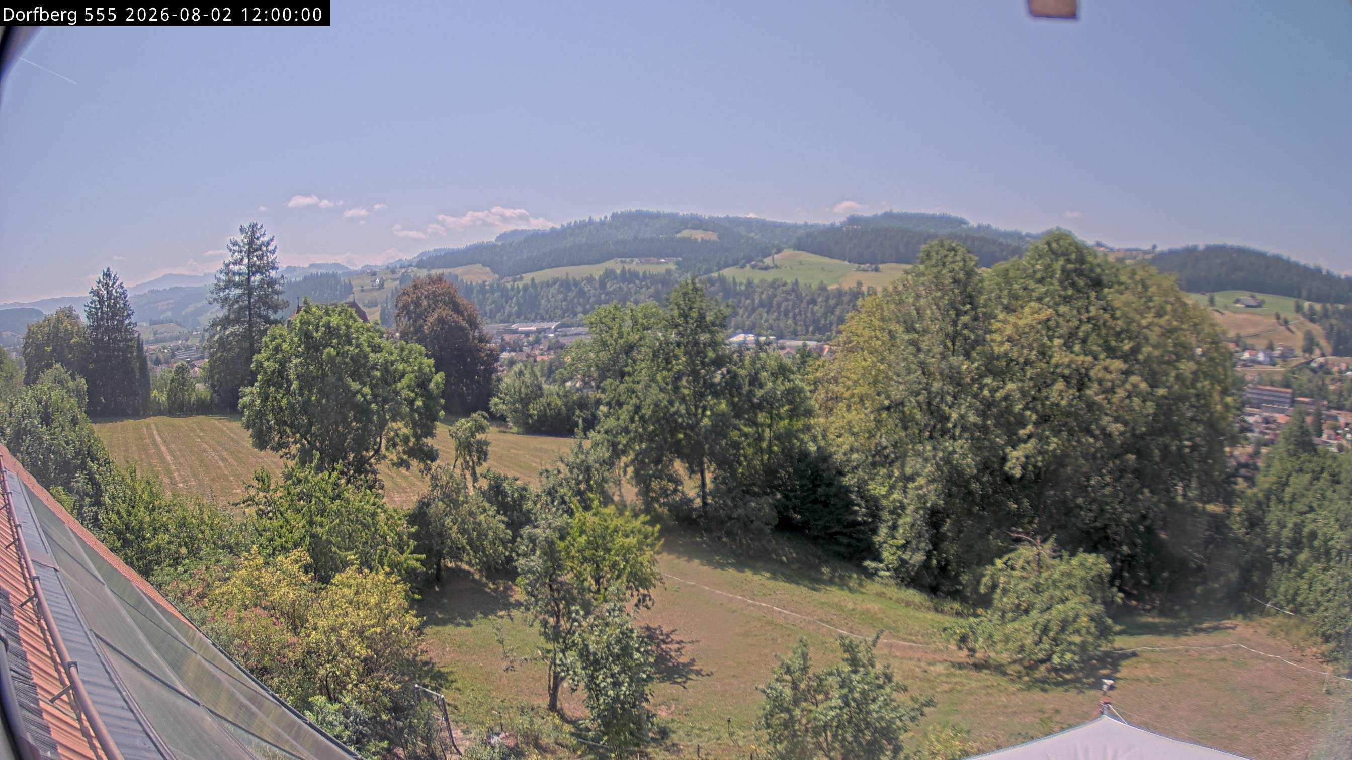 Webcam-Bild: Aussicht vom Dorfberg in Langnau 20260802-120000