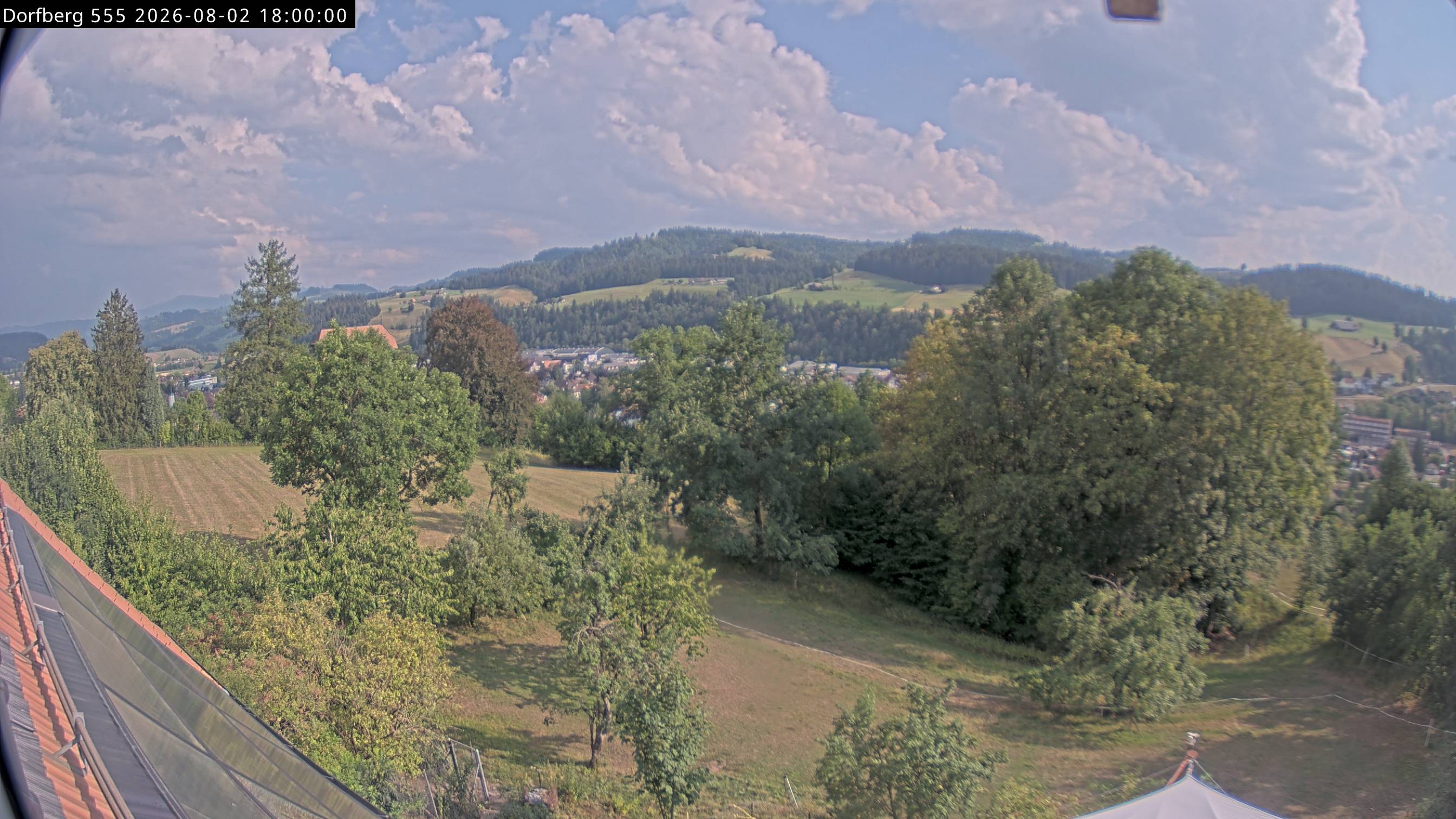 Webcam-Bild: Aussicht vom Dorfberg in Langnau 20260802-180000