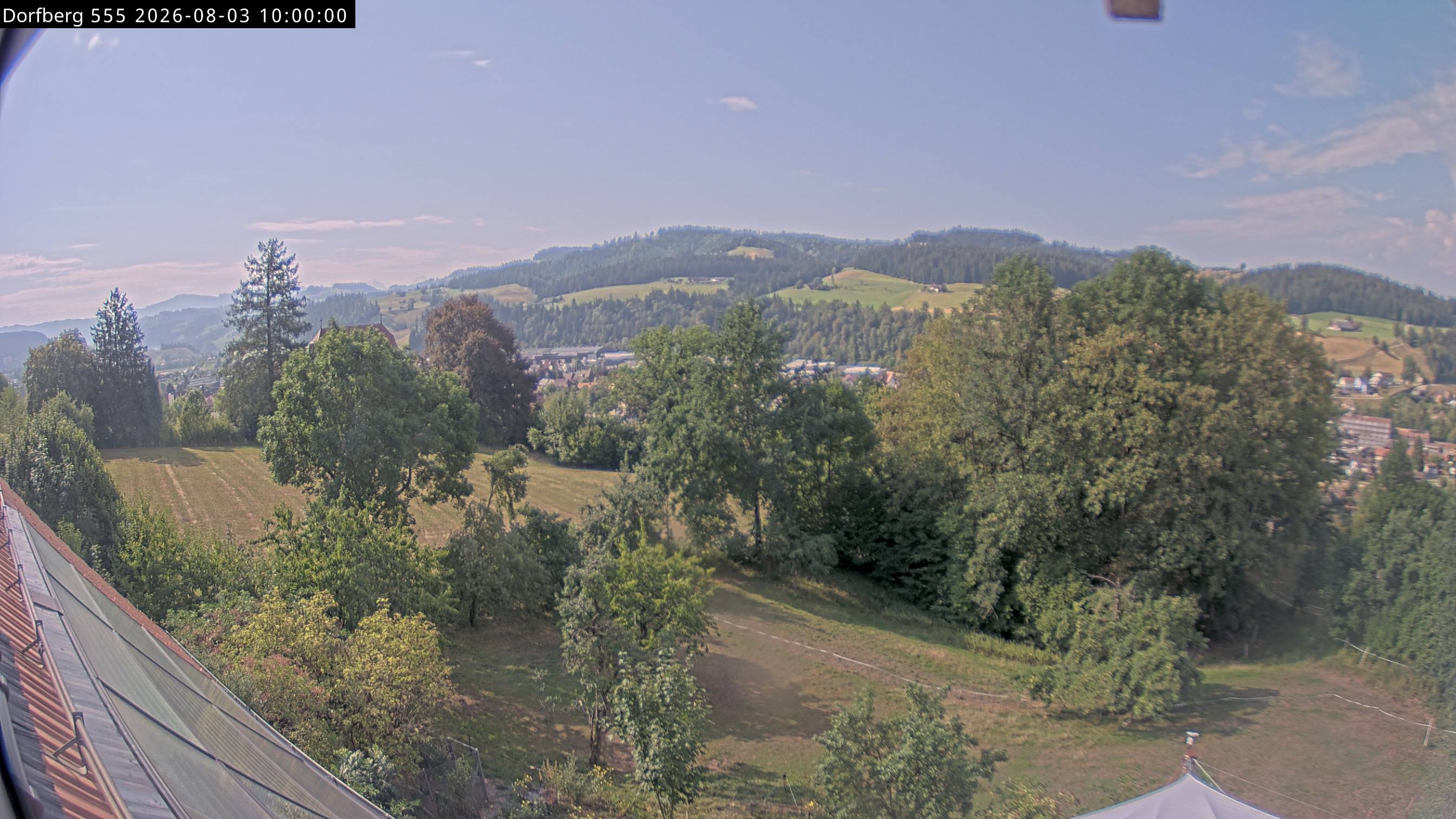 Webcam-Bild: Aussicht vom Dorfberg in Langnau 20260803-100000