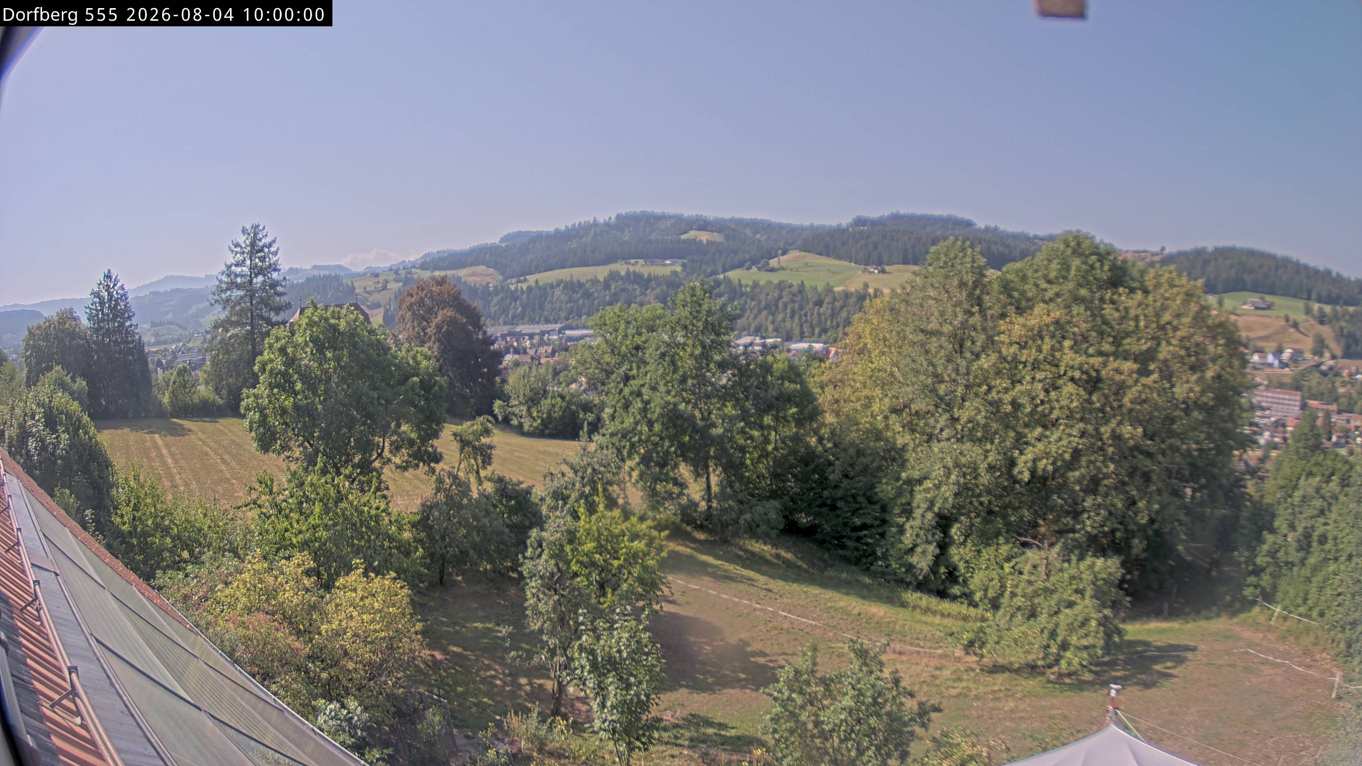 Webcam-Bild: Aussicht vom Dorfberg in Langnau 20260804-100000