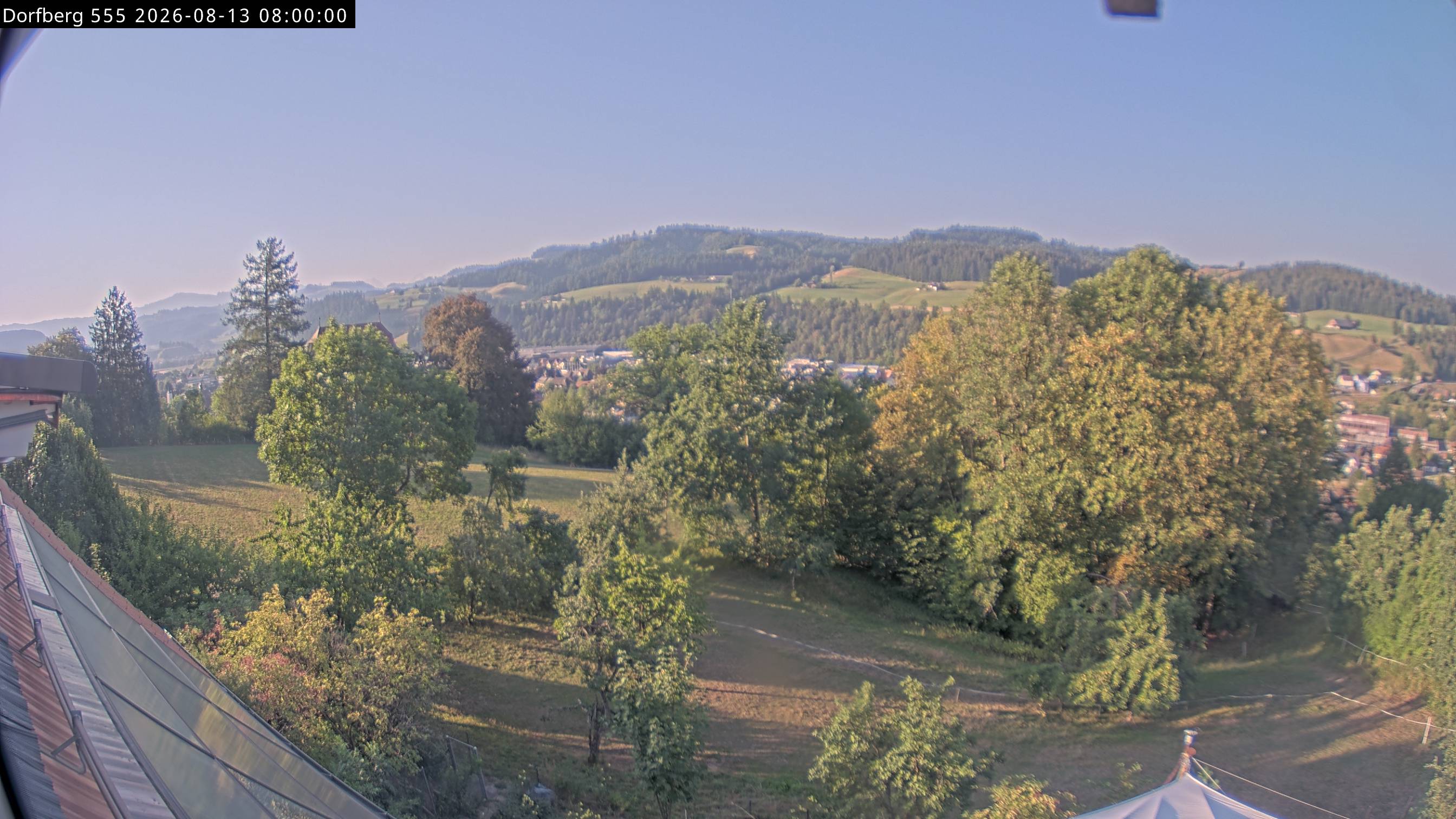 Webcam-Bild: Aussicht vom Dorfberg in Langnau 20260813-080000