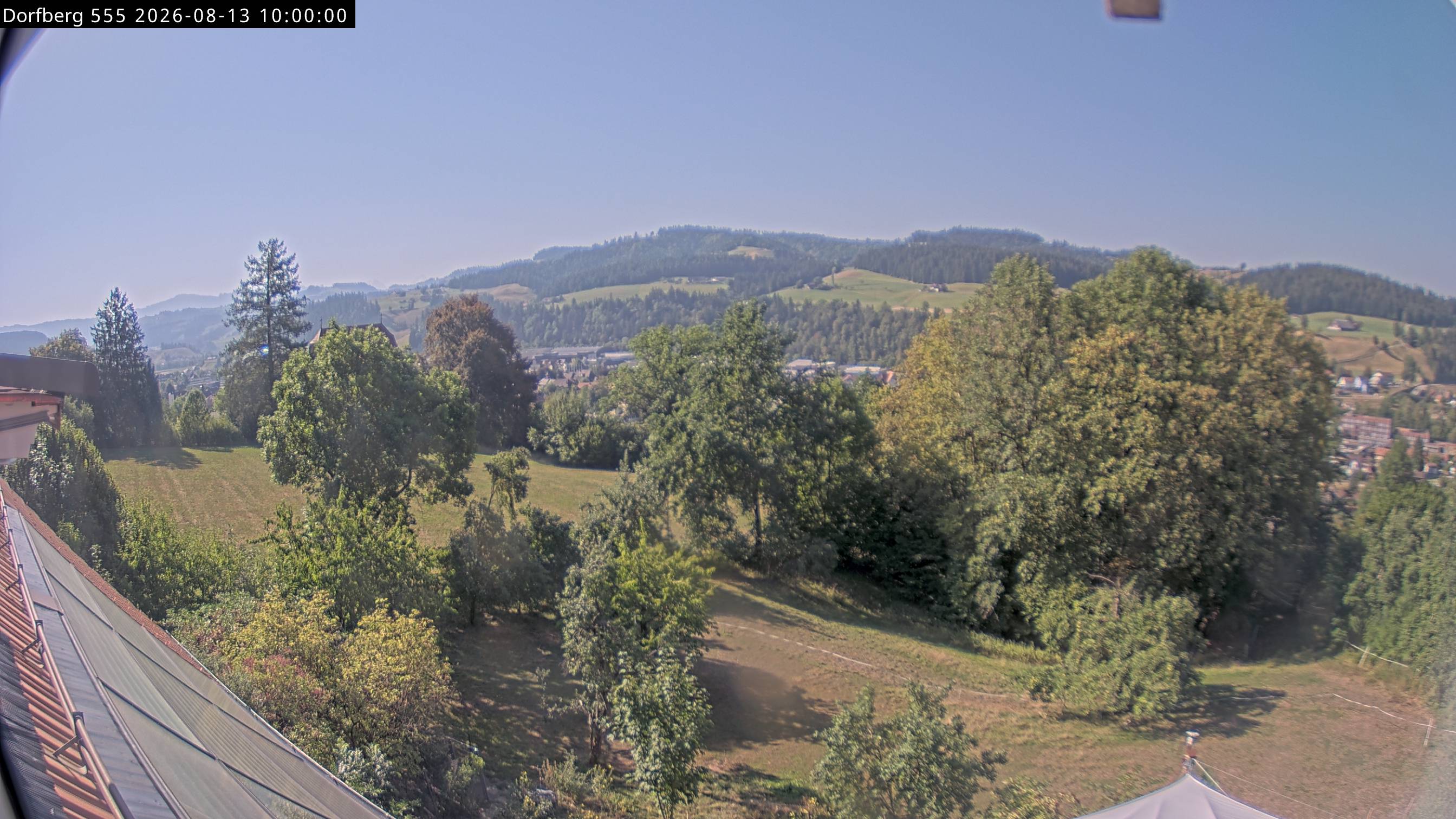 Webcam-Bild: Aussicht vom Dorfberg in Langnau 20260813-100000