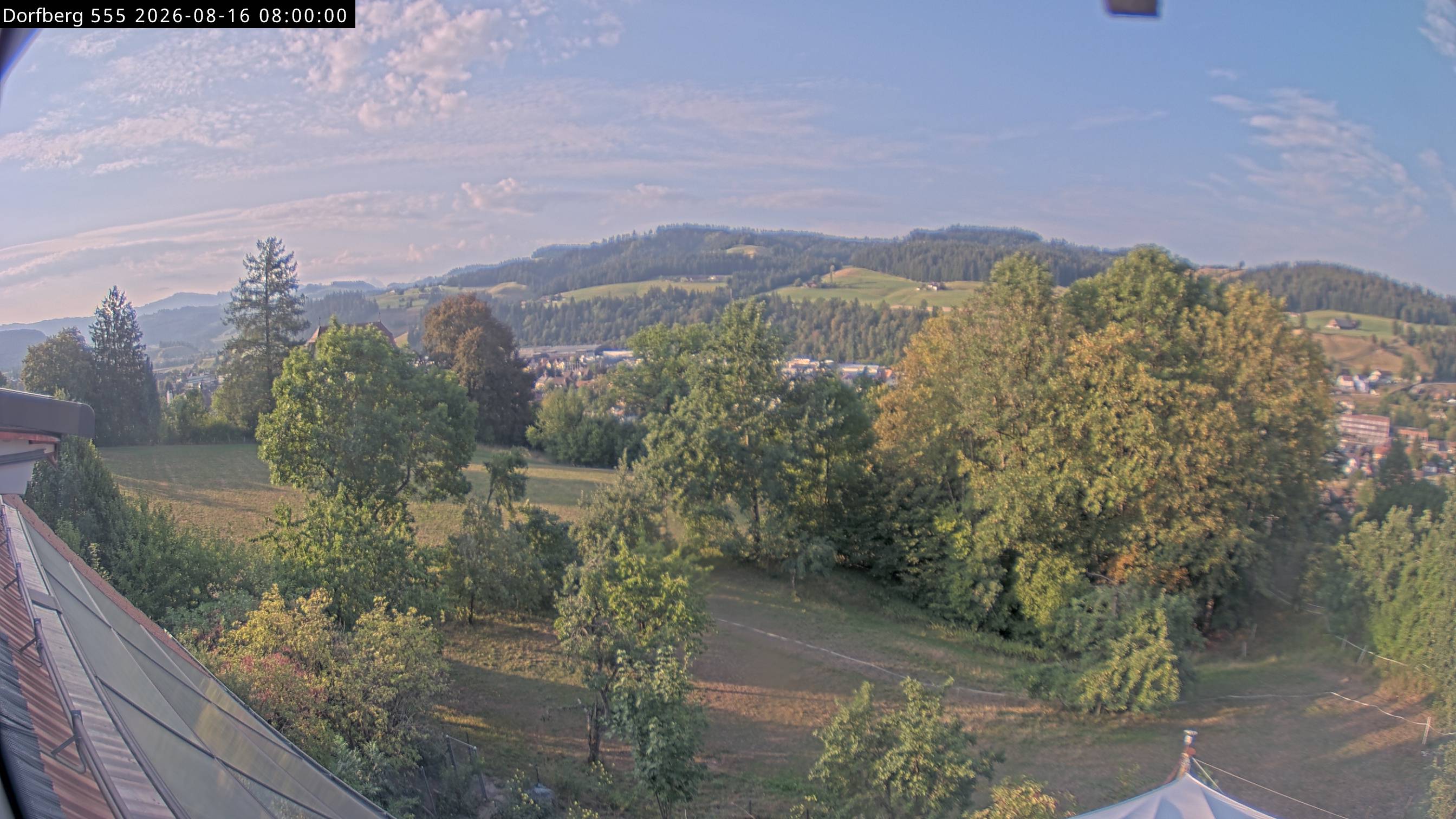 Webcam-Bild: Aussicht vom Dorfberg in Langnau 20260816-080000