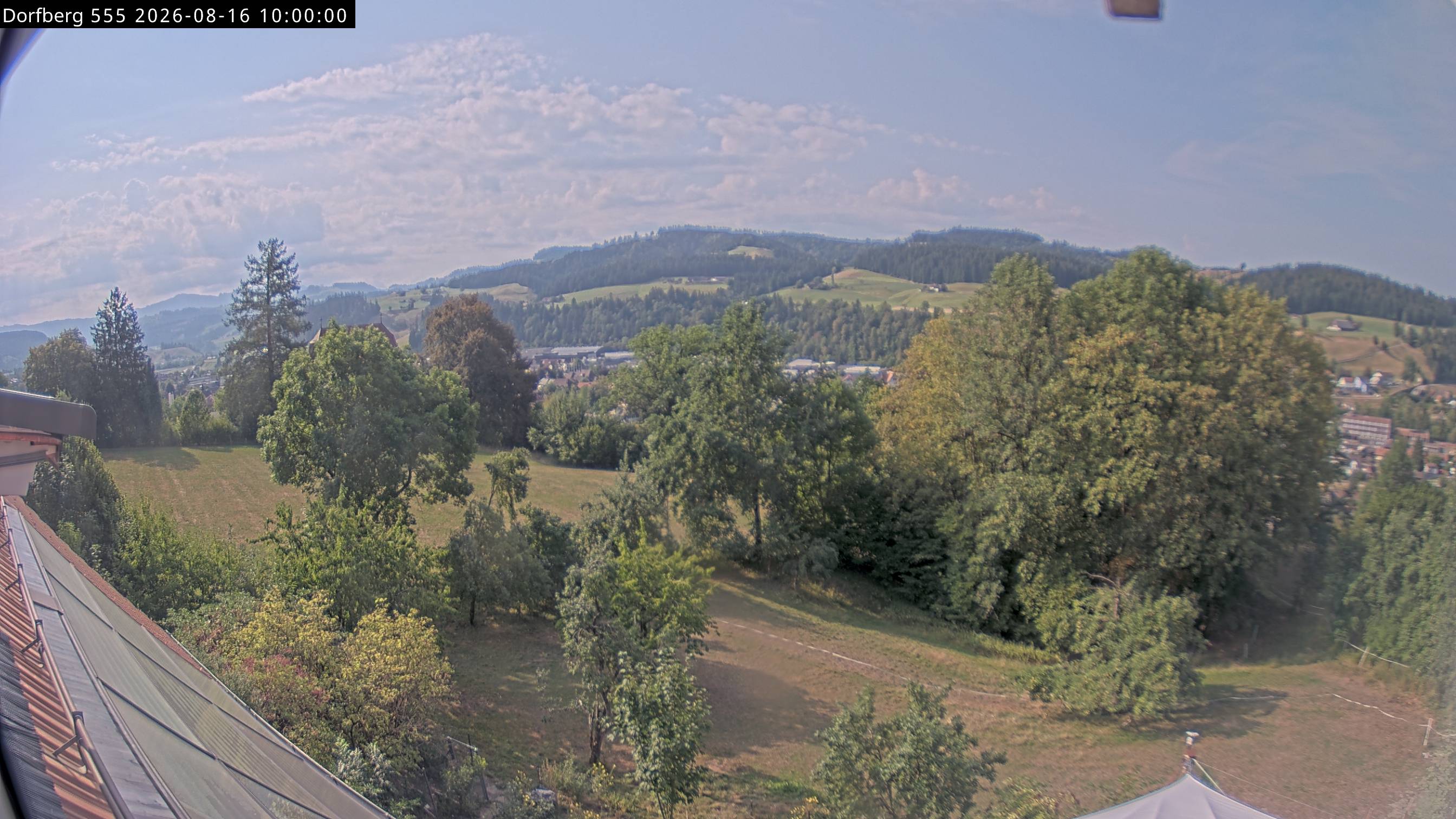 Webcam-Bild: Aussicht vom Dorfberg in Langnau 20260816-100000