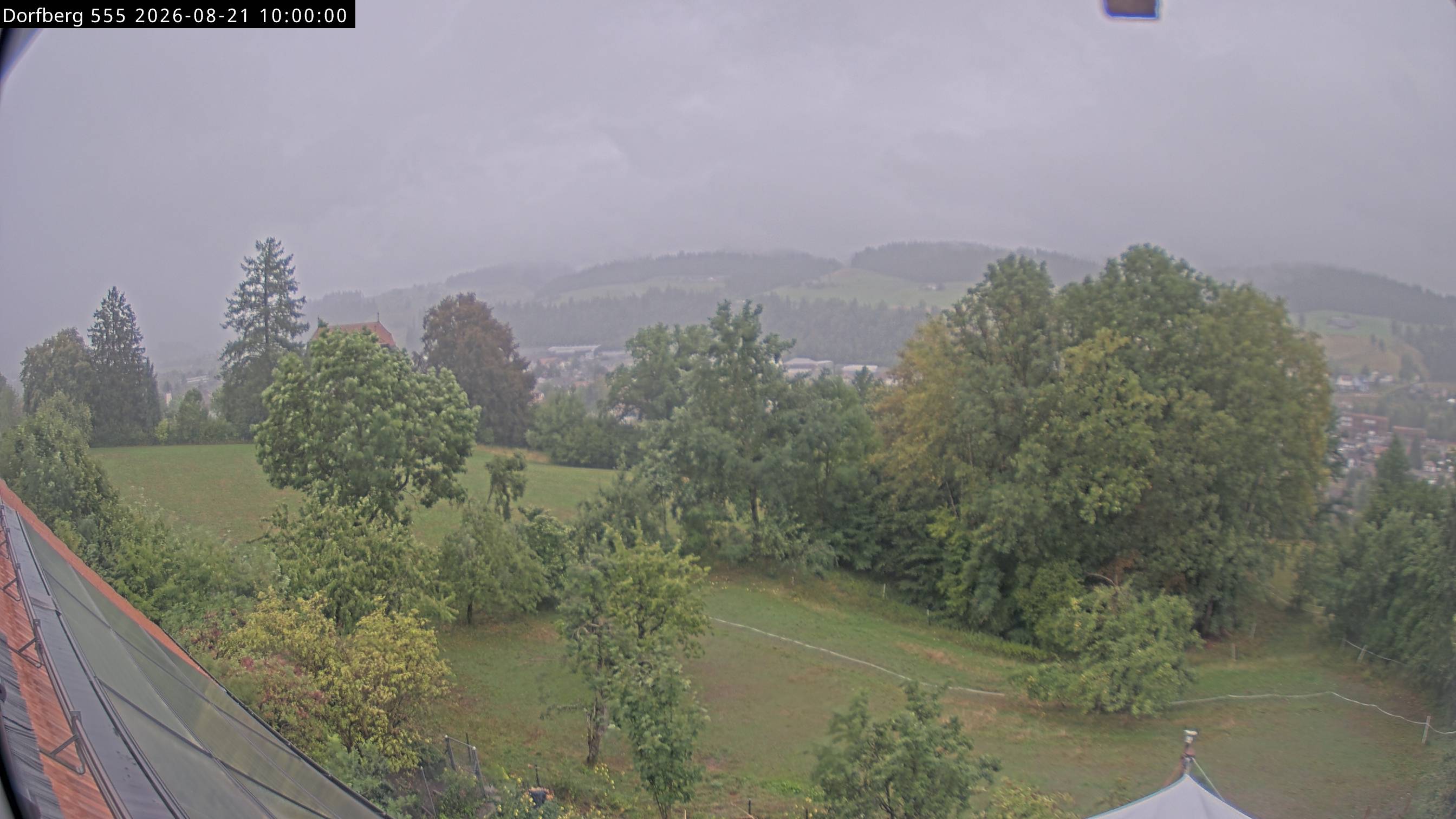 Webcam-Bild: Aussicht vom Dorfberg in Langnau 20260821-100000