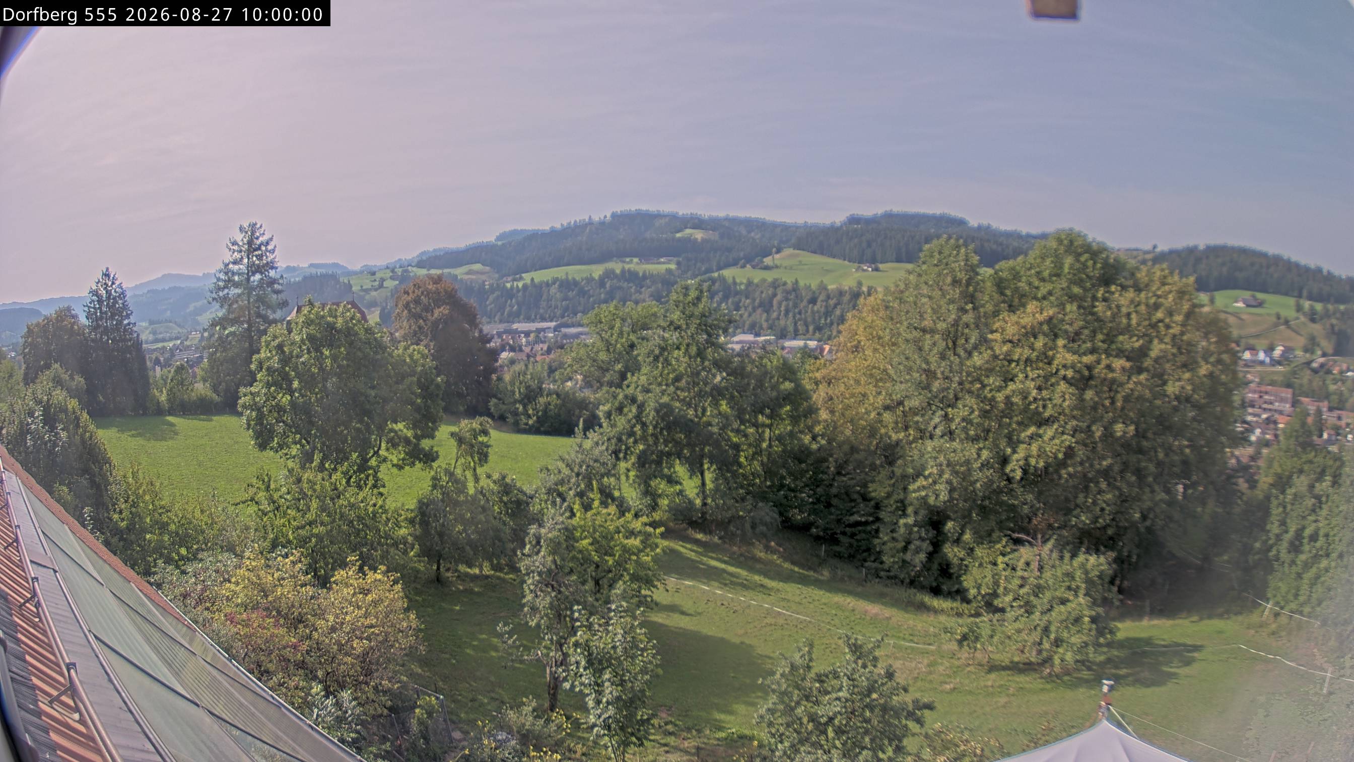 Webcam-Bild: Aussicht vom Dorfberg in Langnau 20260827-100000