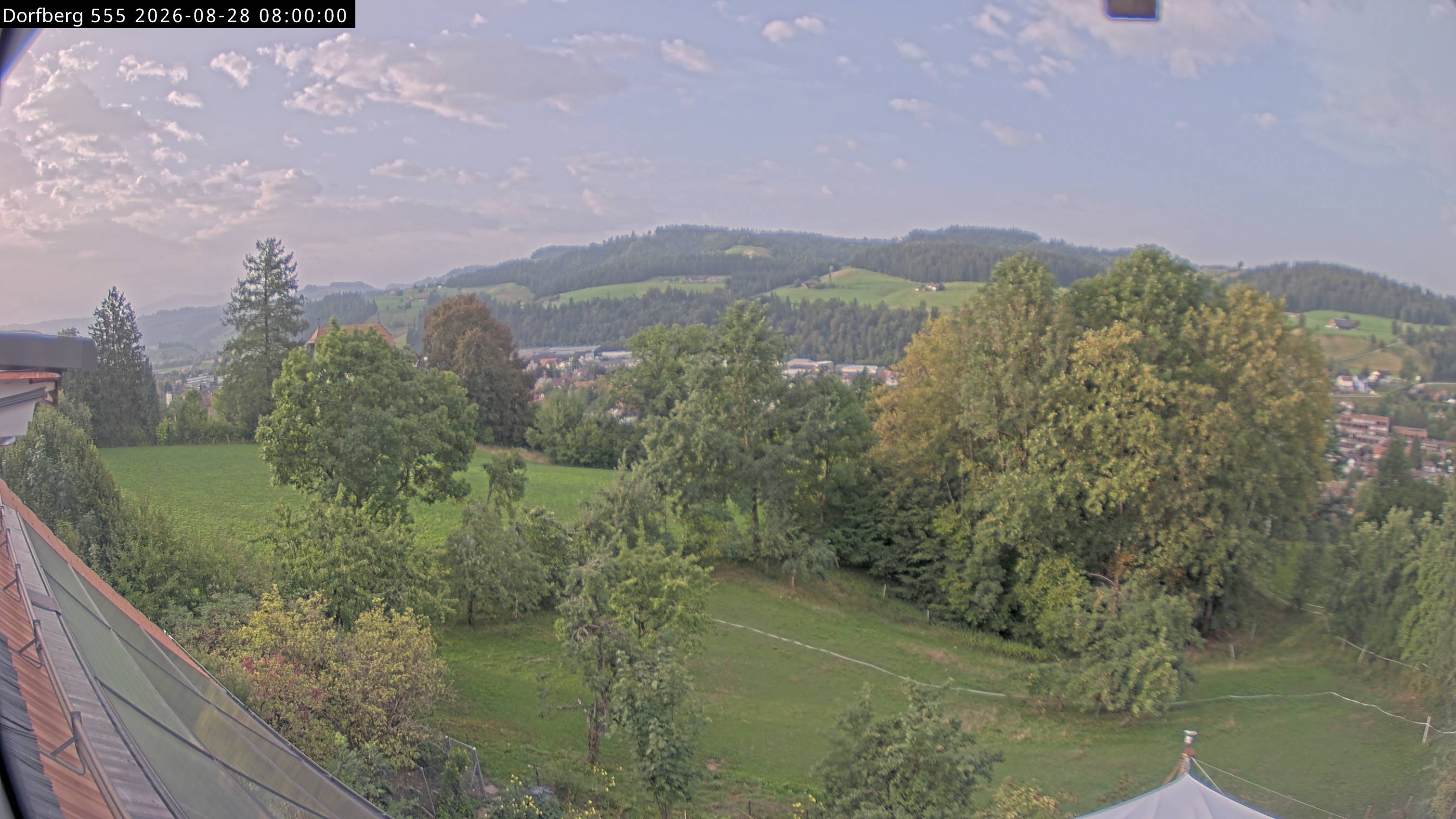 Webcam-Bild: Aussicht vom Dorfberg in Langnau 20260828-080000