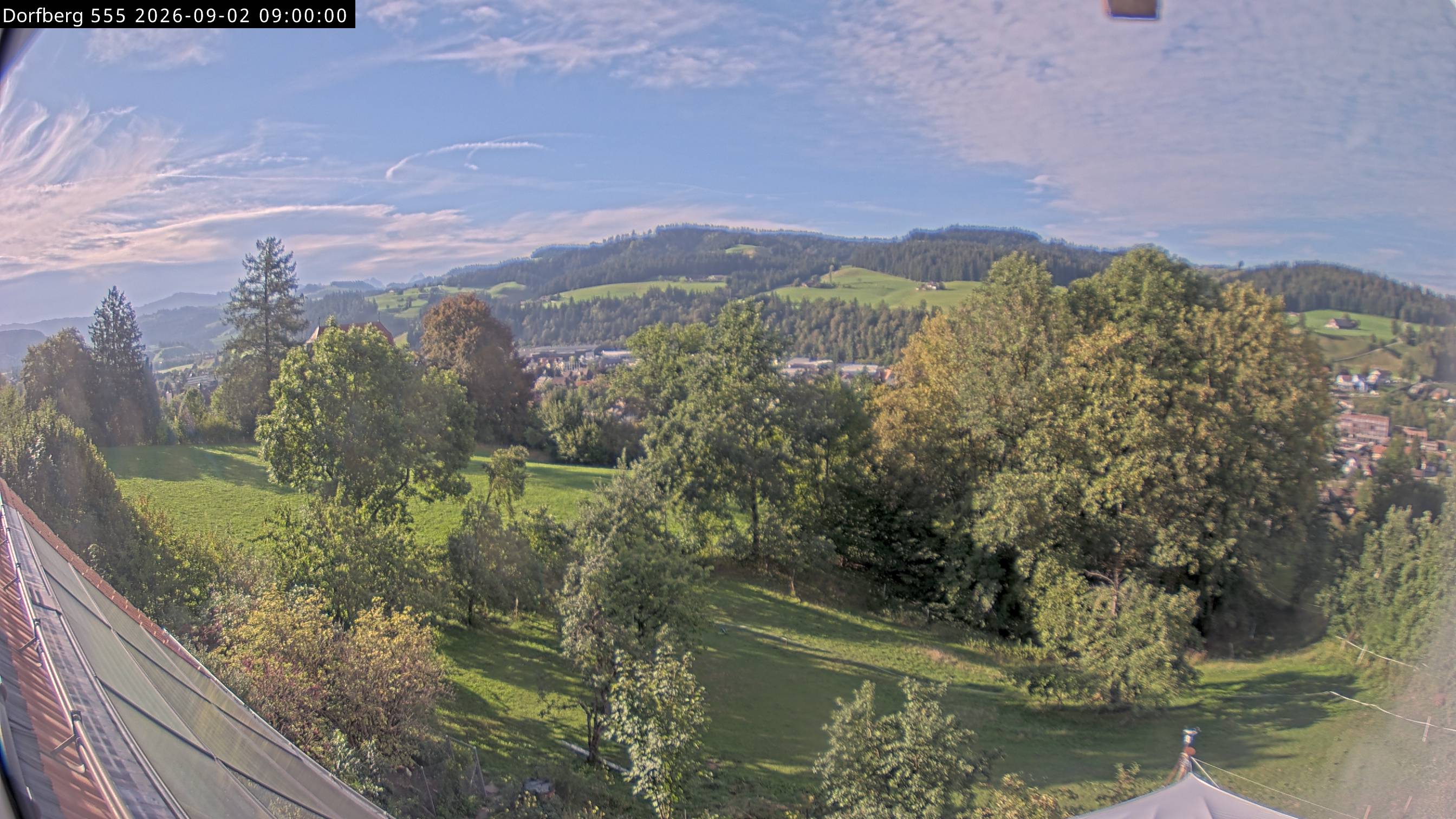 Webcam-Bild: Aussicht vom Dorfberg in Langnau 20260902-090000