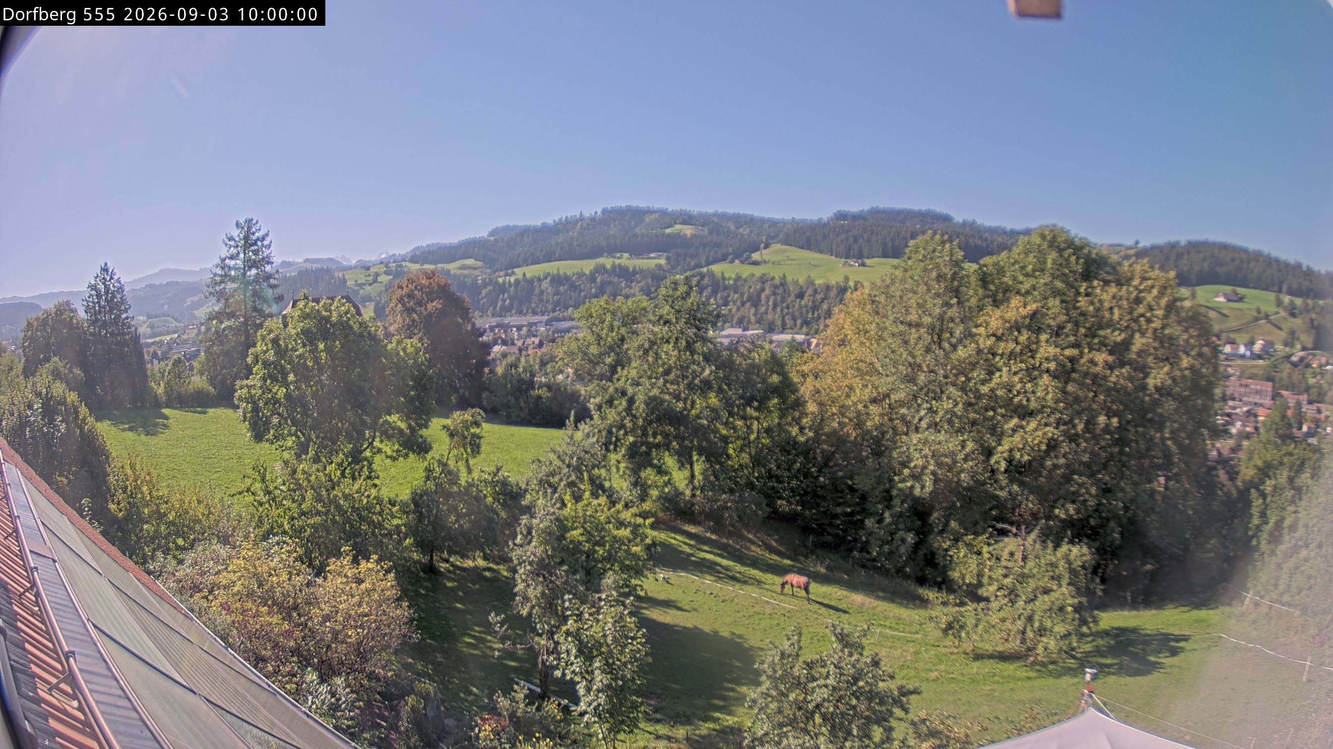 Webcam-Bild: Aussicht vom Dorfberg in Langnau 20260903-100000