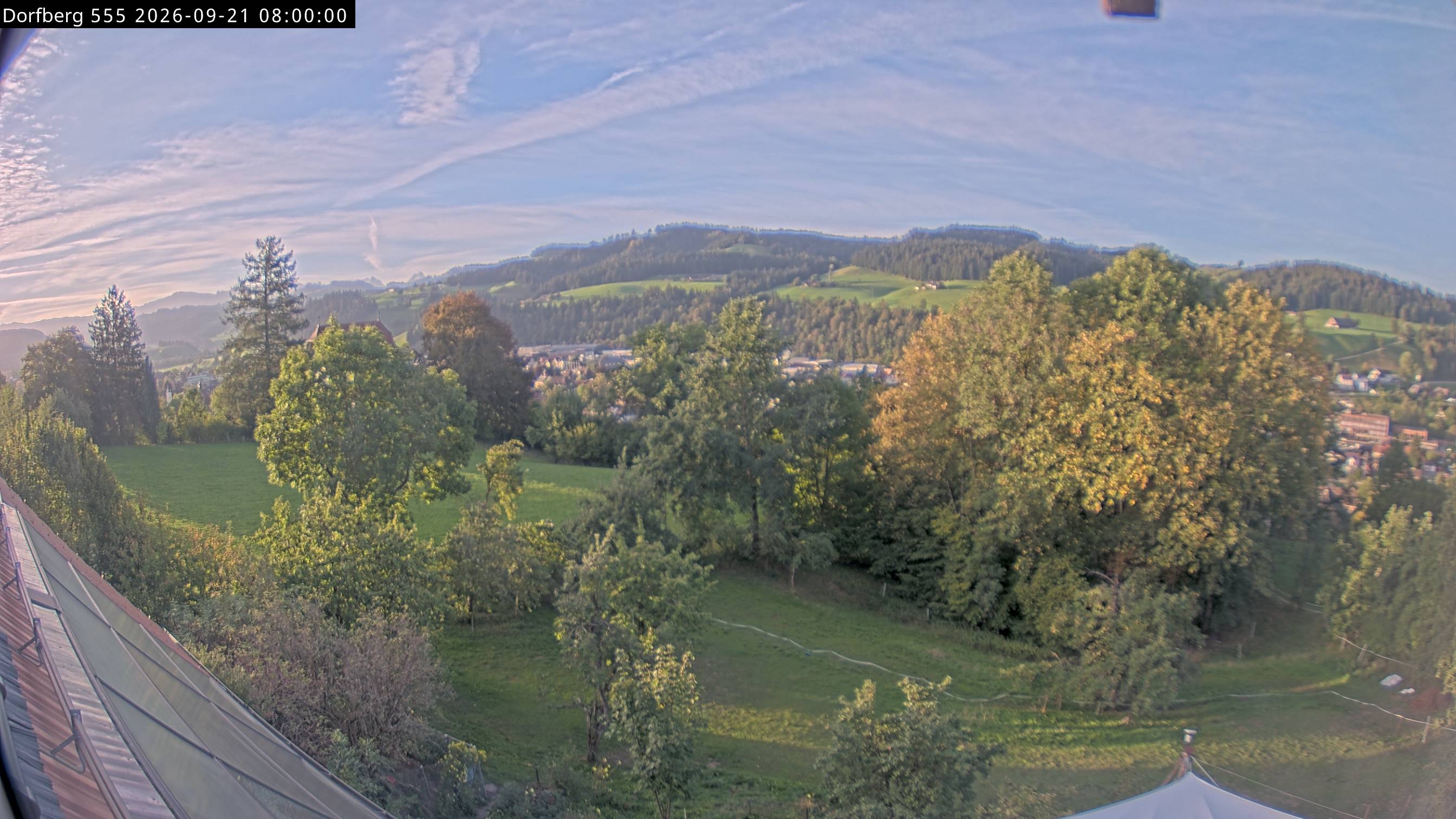 Webcam-Bild: Aussicht vom Dorfberg in Langnau 20260921-080000
