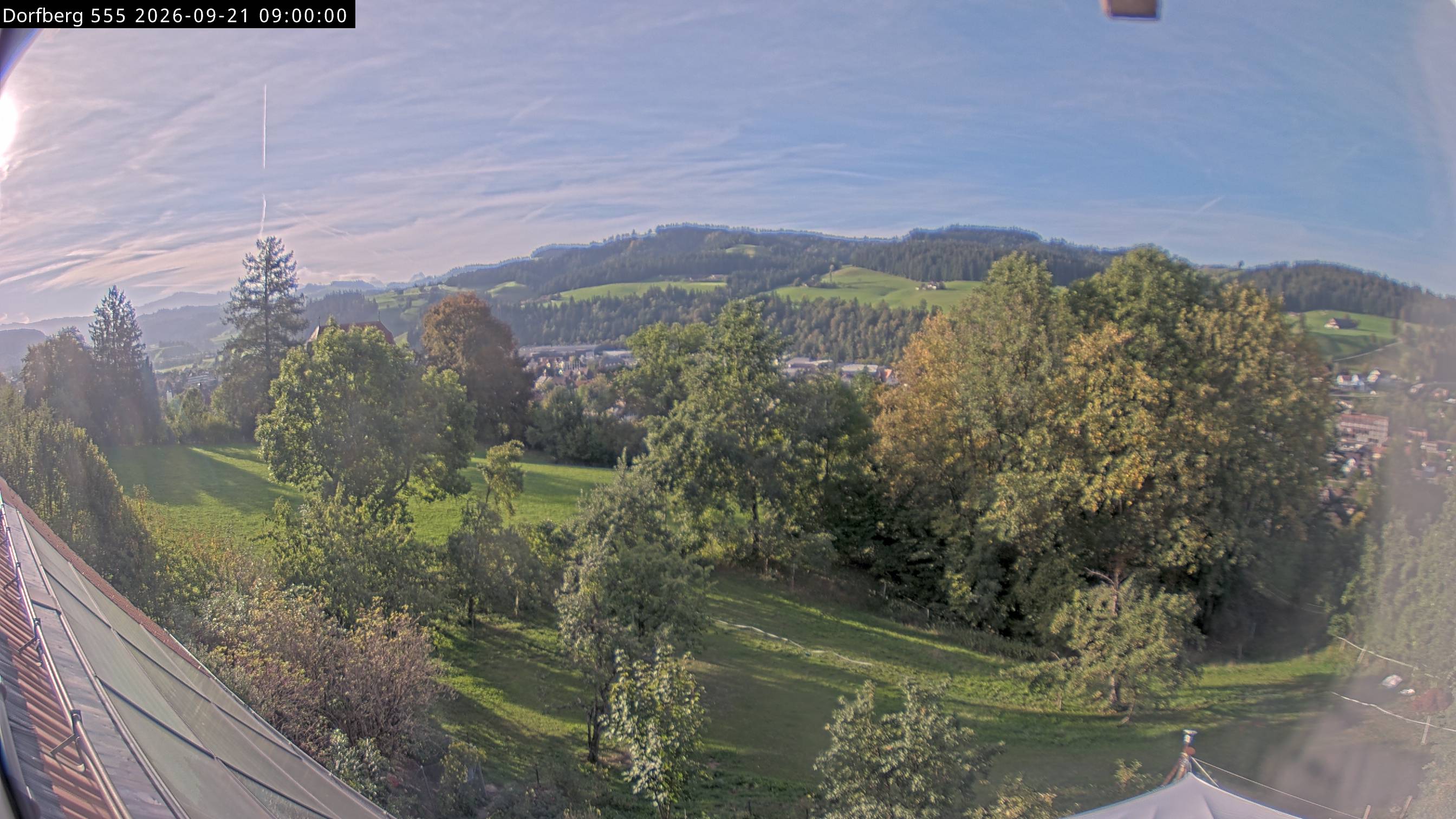 Webcam-Bild: Aussicht vom Dorfberg in Langnau 20260921-090000
