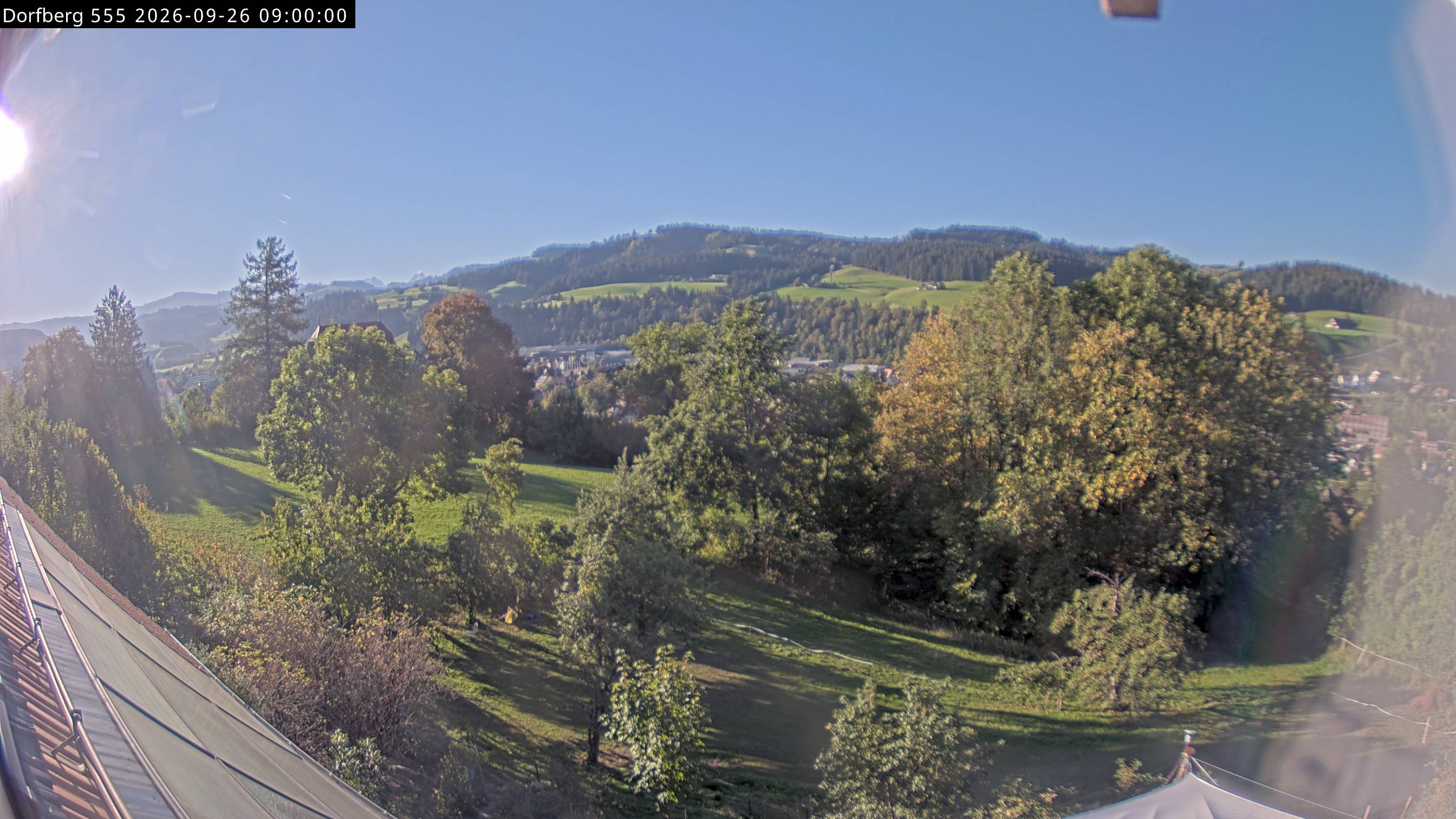 Webcam-Bild: Aussicht vom Dorfberg in Langnau 20260926-090000