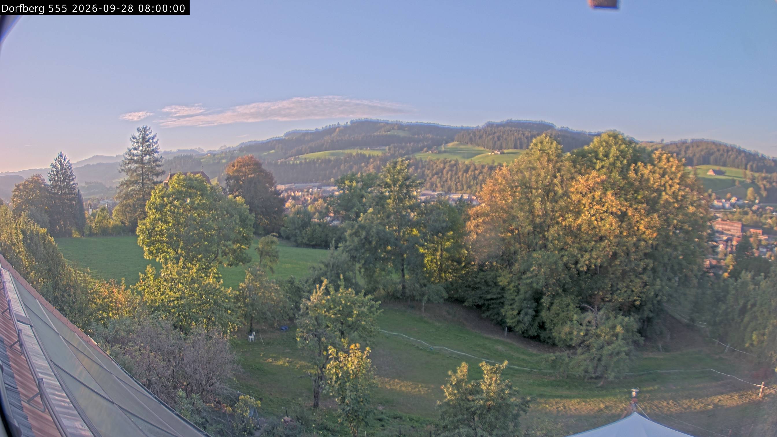 Webcam-Bild: Aussicht vom Dorfberg in Langnau 20260928-080000