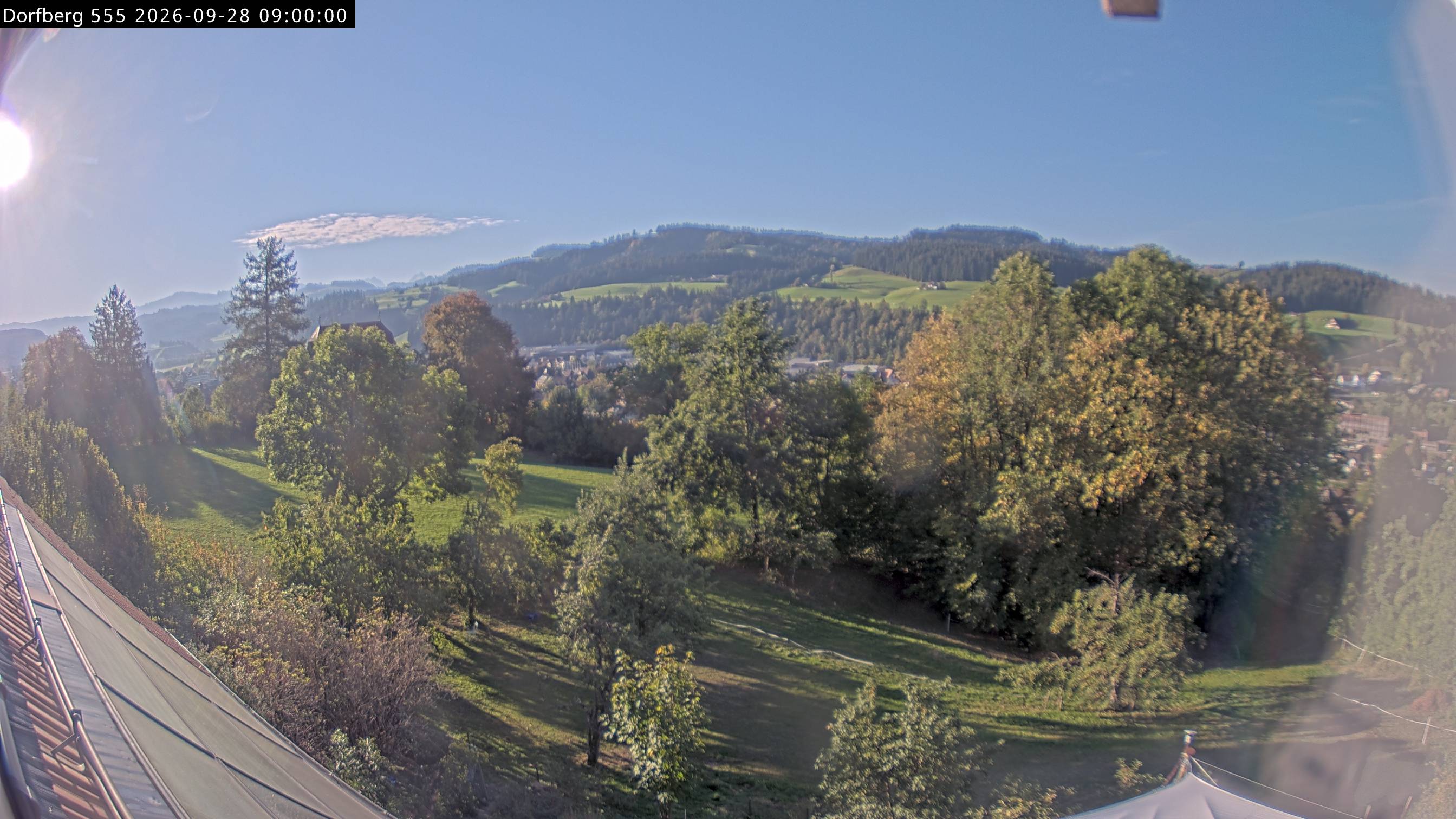 Webcam-Bild: Aussicht vom Dorfberg in Langnau 20260928-090000