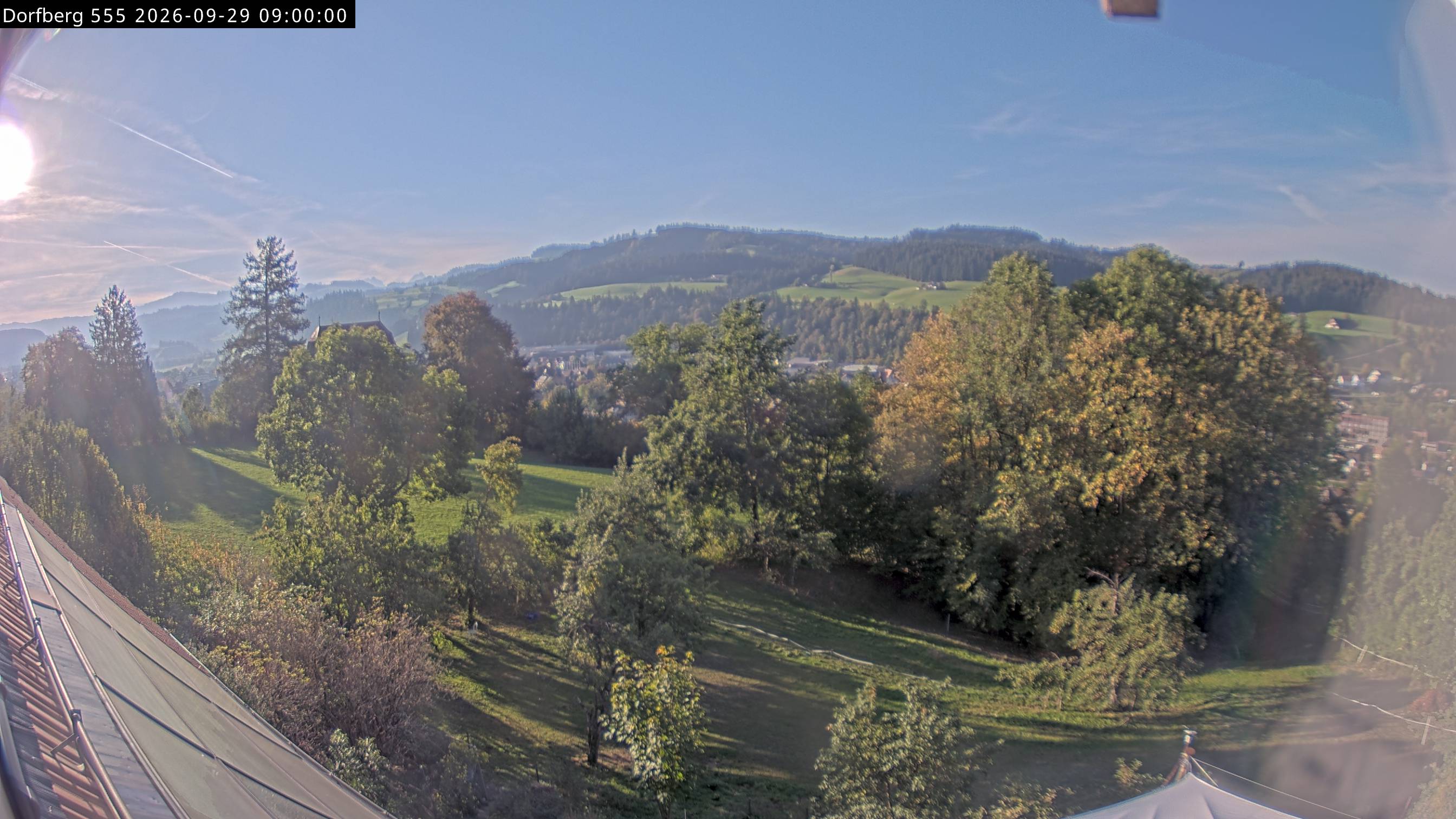 Webcam-Bild: Aussicht vom Dorfberg in Langnau 20260929-090000