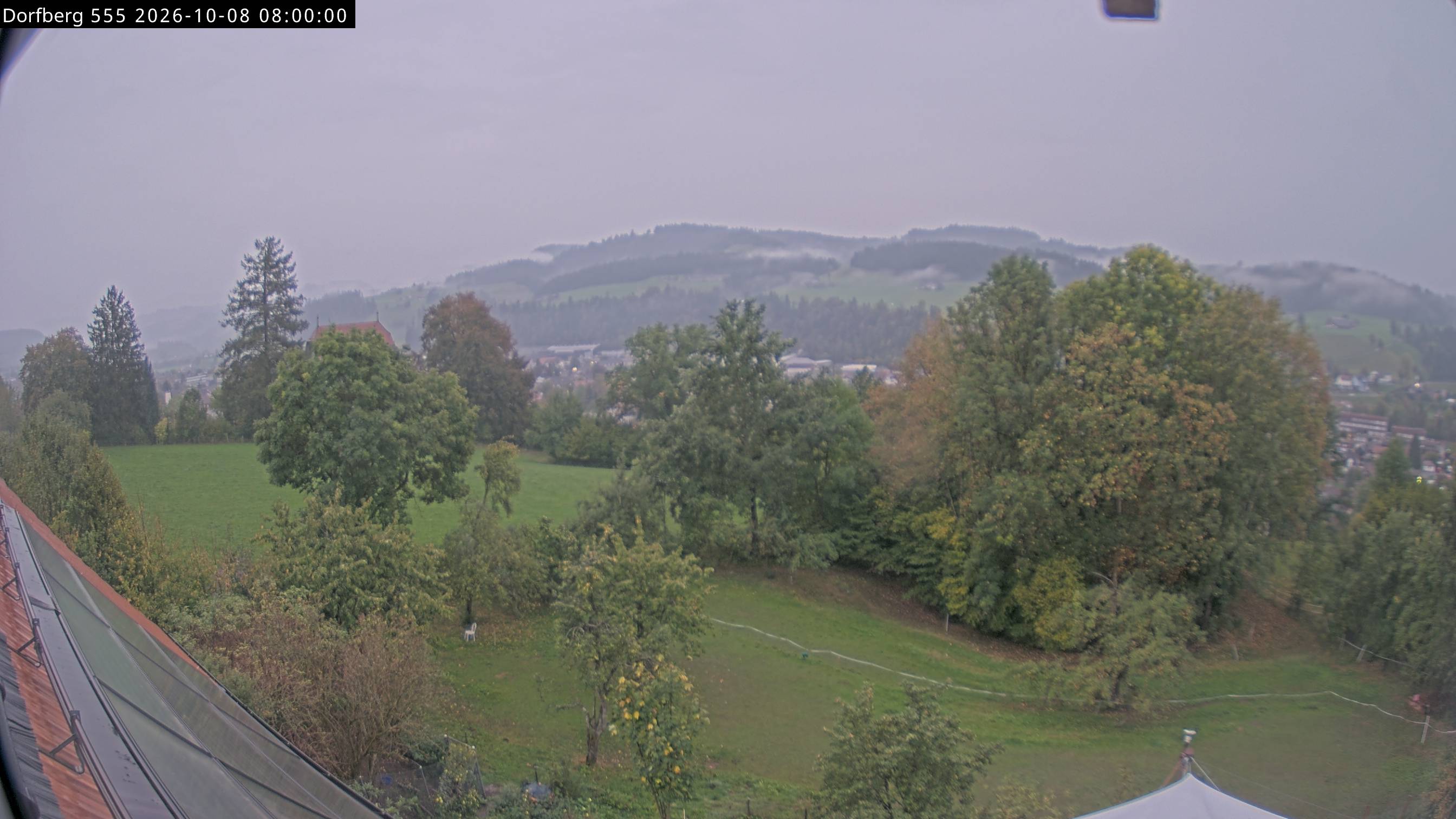 Webcam-Bild: Aussicht vom Dorfberg in Langnau 20261008-080000