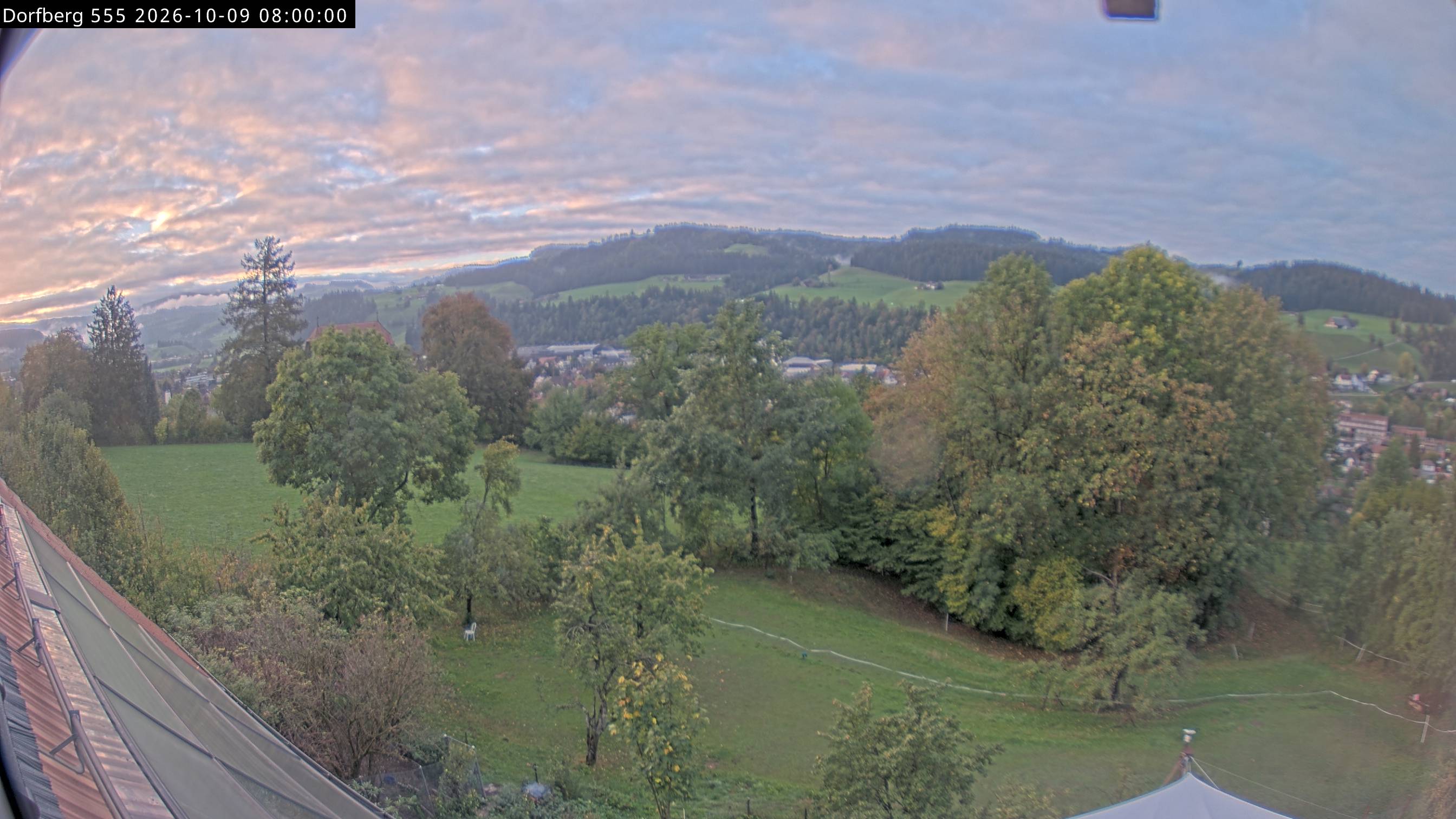 Webcam-Bild: Aussicht vom Dorfberg in Langnau 20261009-080000