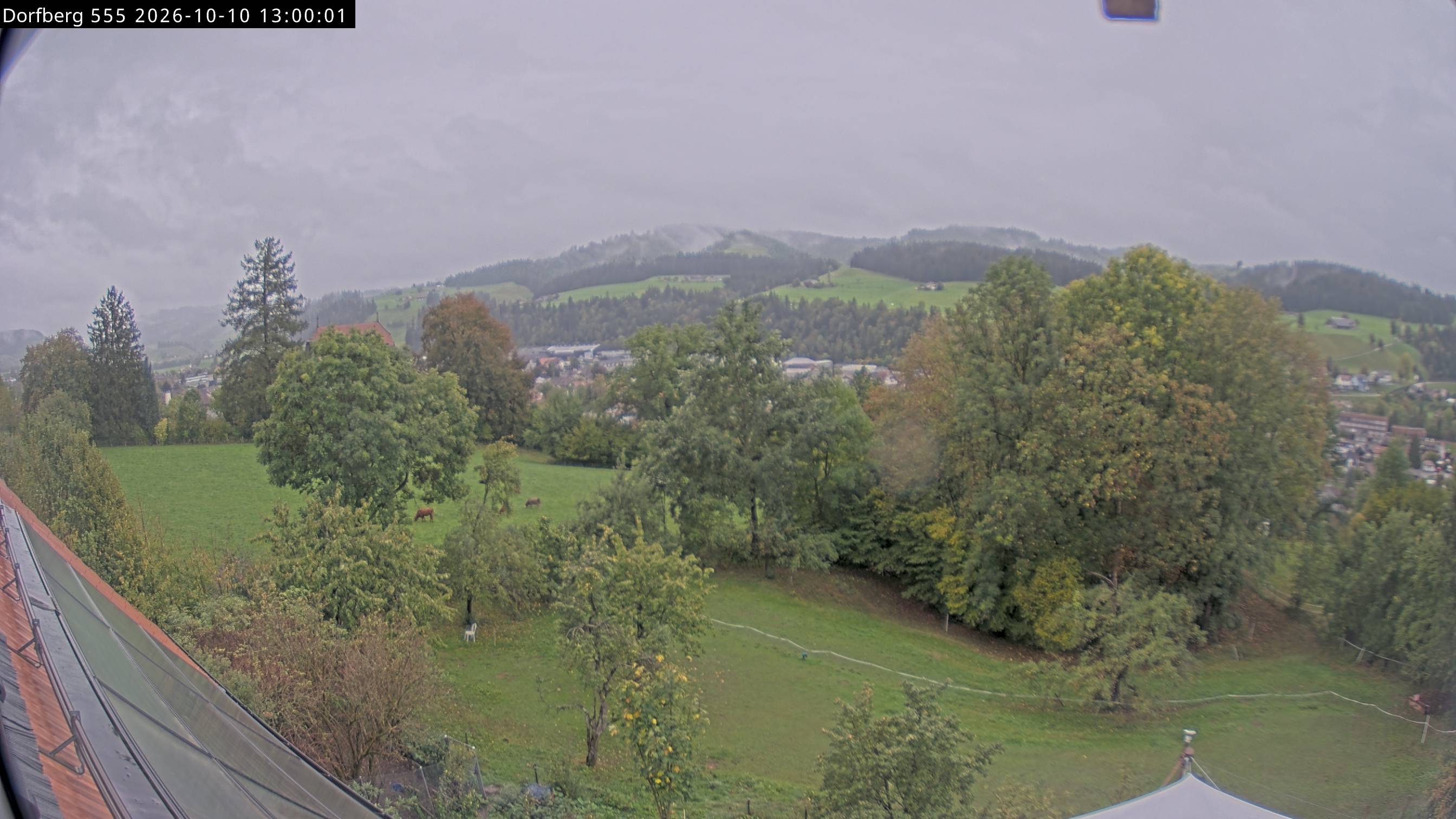 Webcam-Bild: Aussicht vom Dorfberg in Langnau 20261010-130000