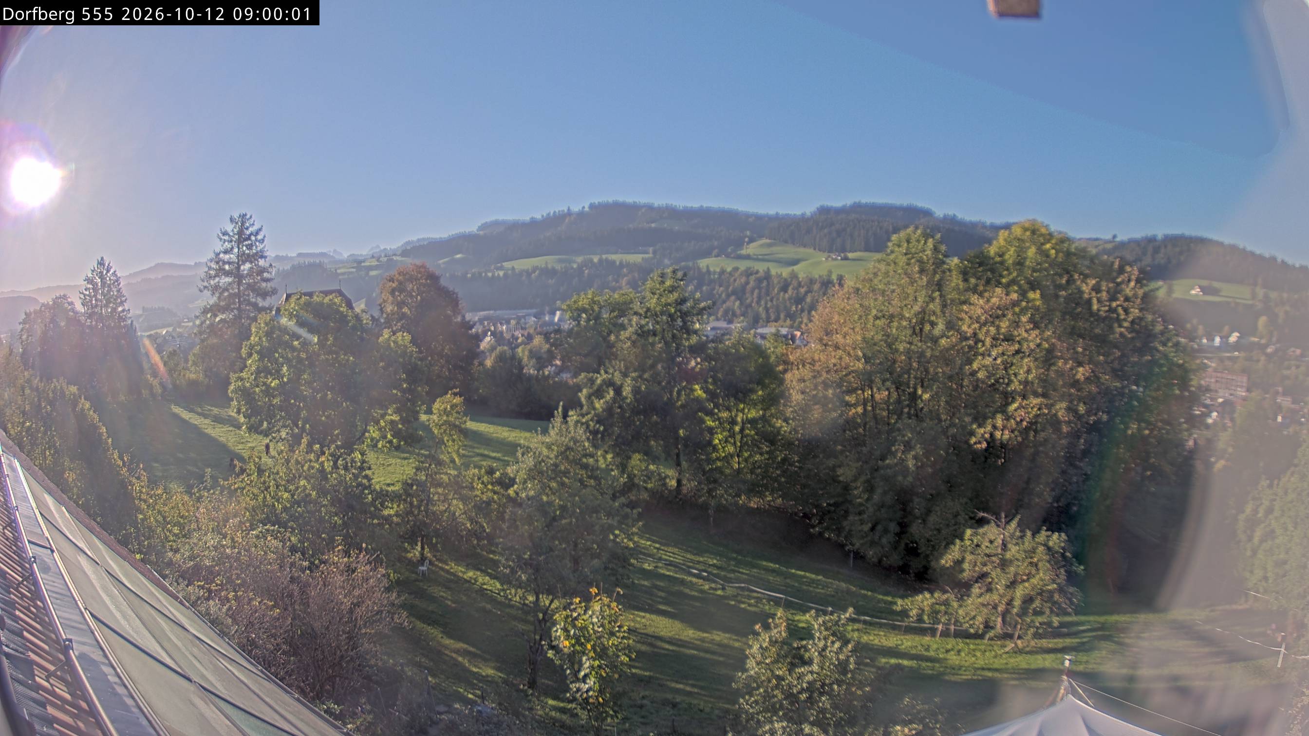 Webcam-Bild: Aussicht vom Dorfberg in Langnau 20261012-090000