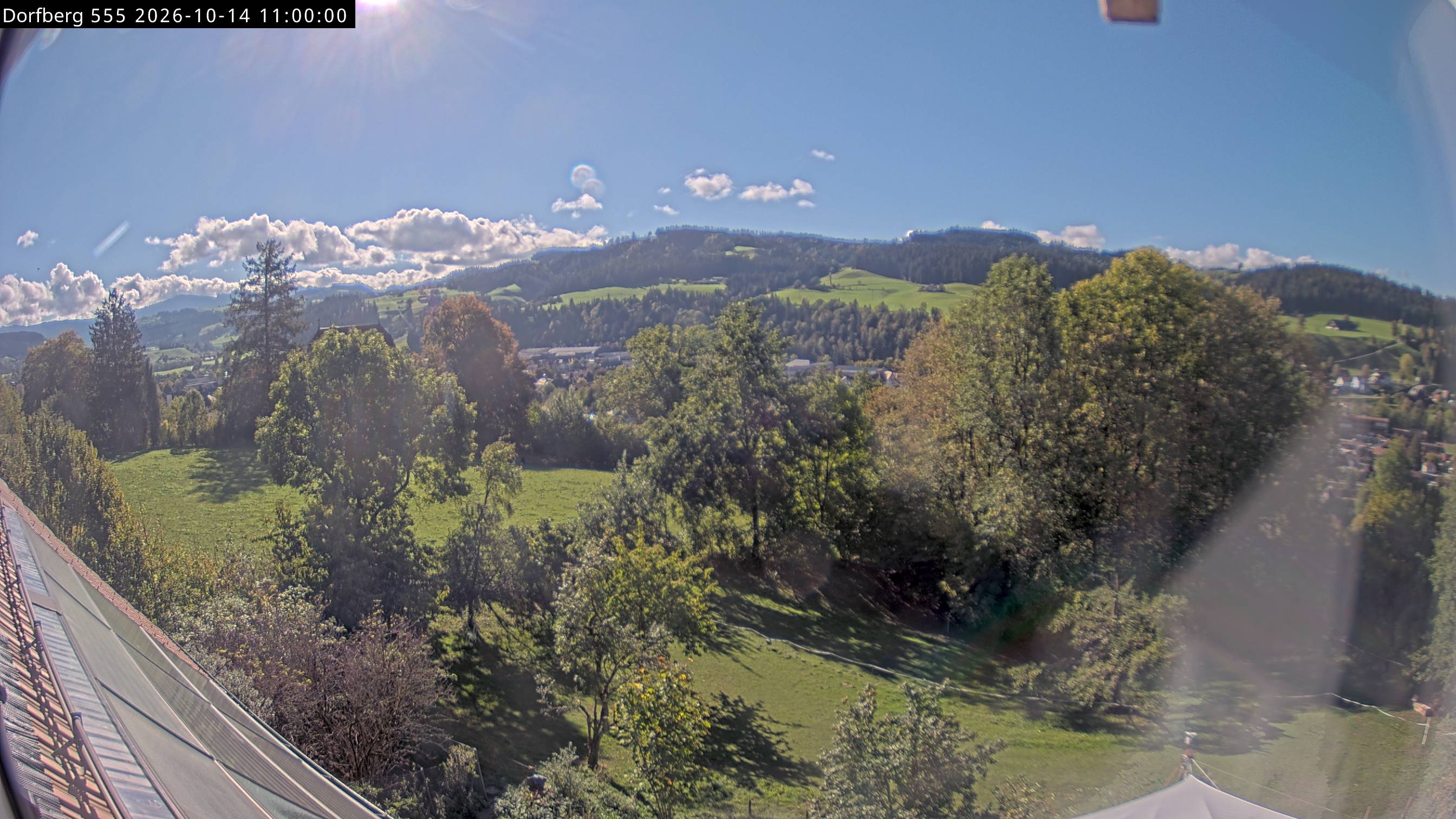 Webcam-Bild: Aussicht vom Dorfberg in Langnau 20261014-110000