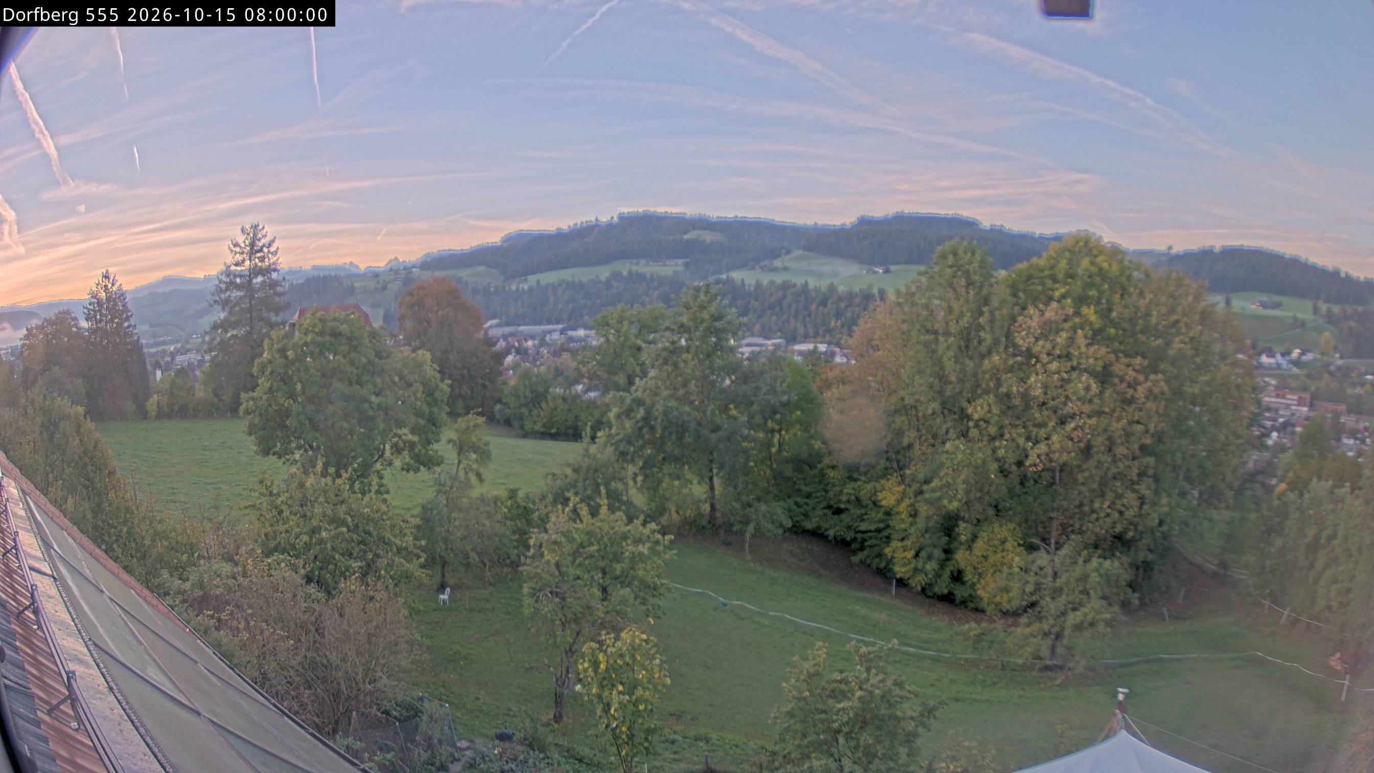 Webcam-Bild: Aussicht vom Dorfberg in Langnau 20261015-080000