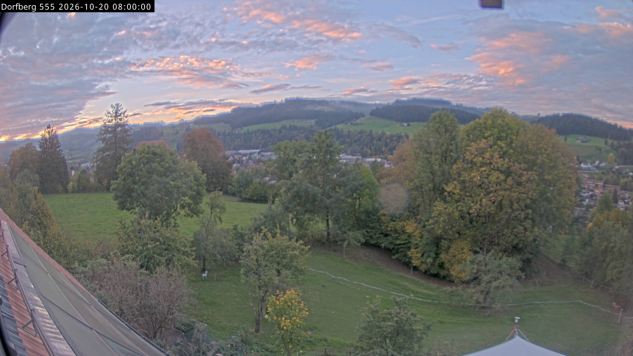 Webcam-Bild: Aussicht vom Dorfberg in Langnau 20261020-080000