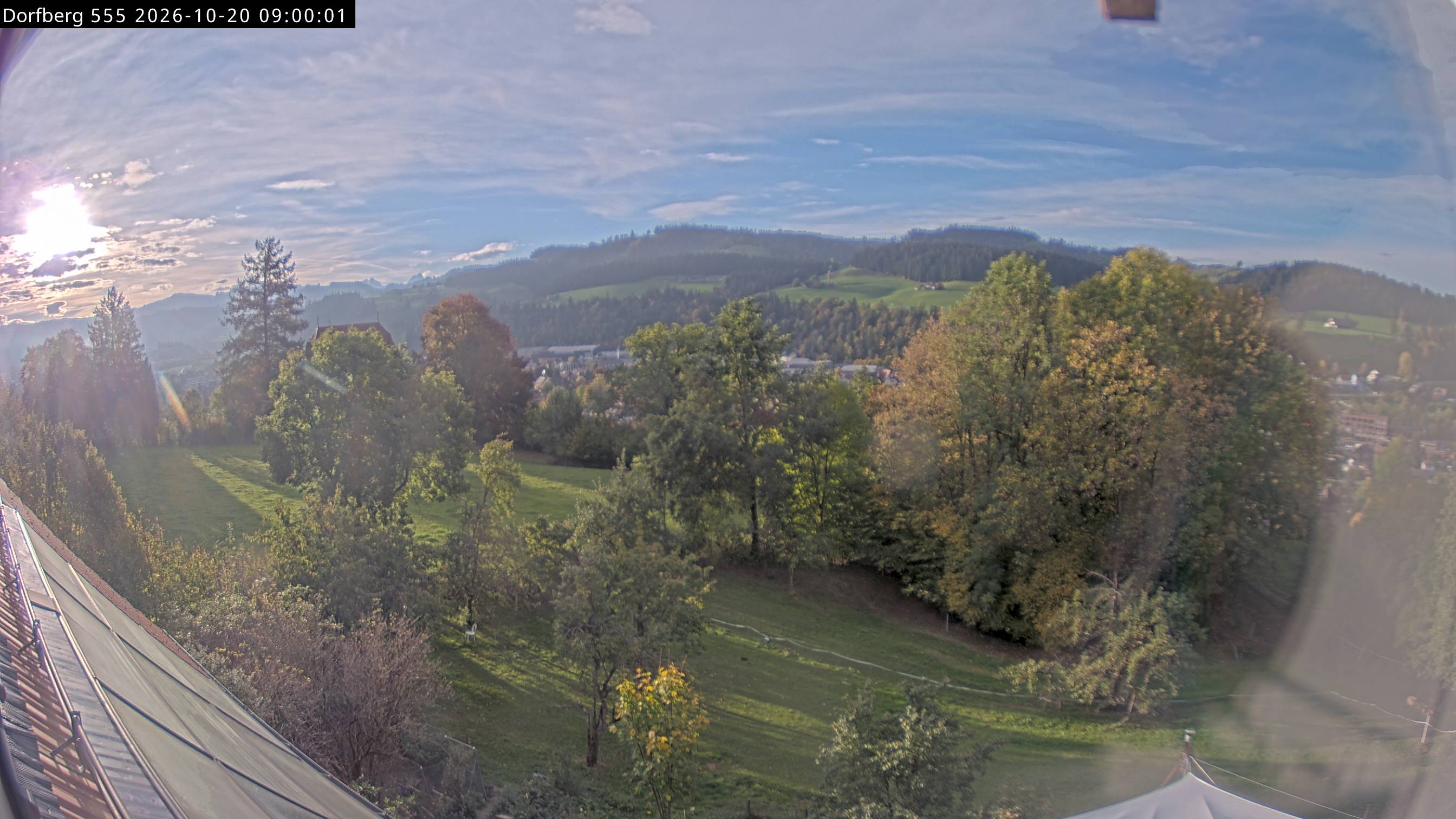 Webcam-Bild: Aussicht vom Dorfberg in Langnau 20261020-090000