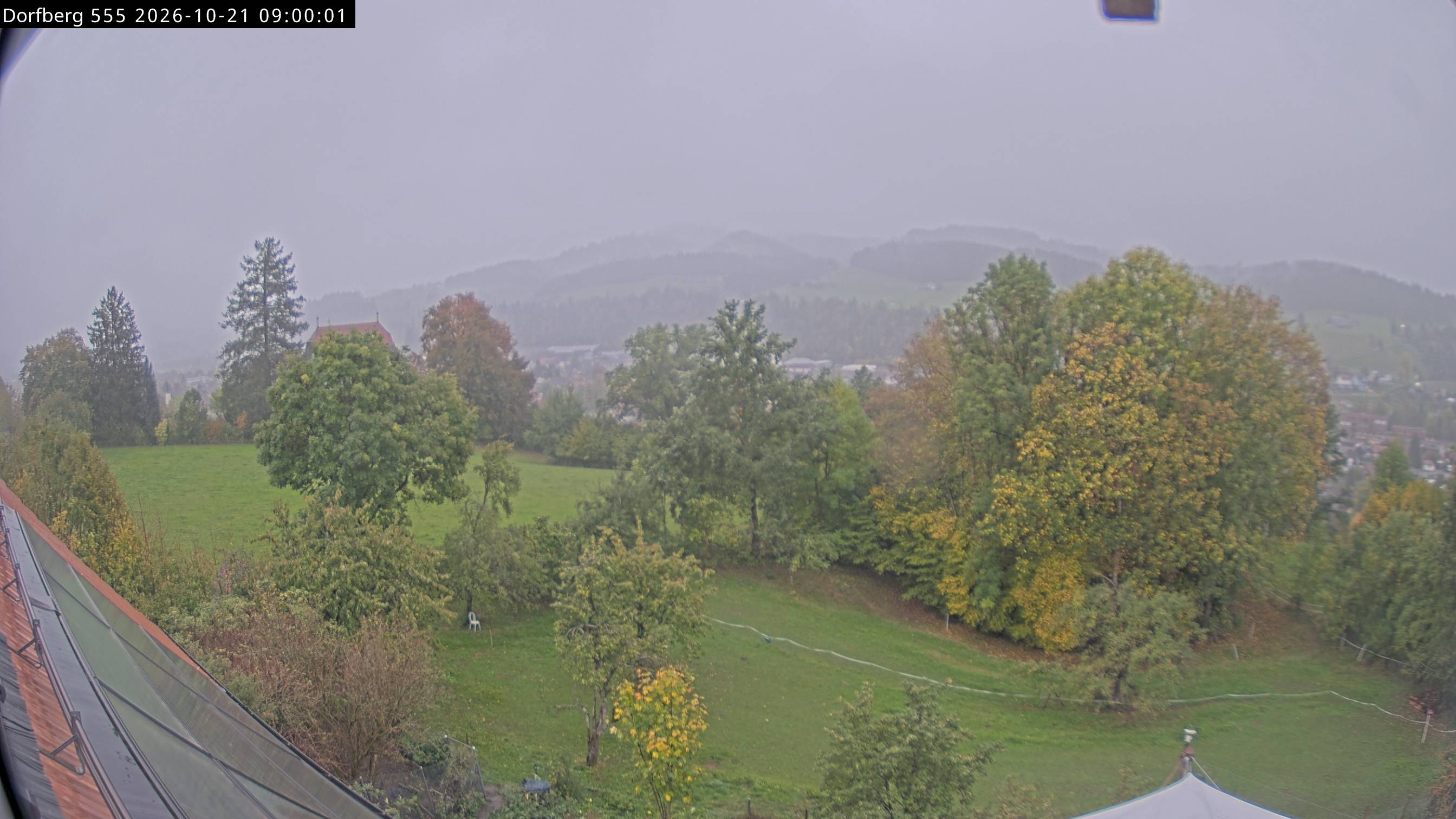 Webcam-Bild: Aussicht vom Dorfberg in Langnau 20261021-090000